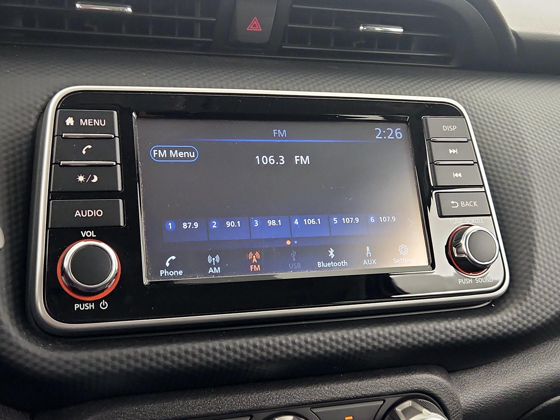 Thumbnail: 2023 Nissan Kicks - 15