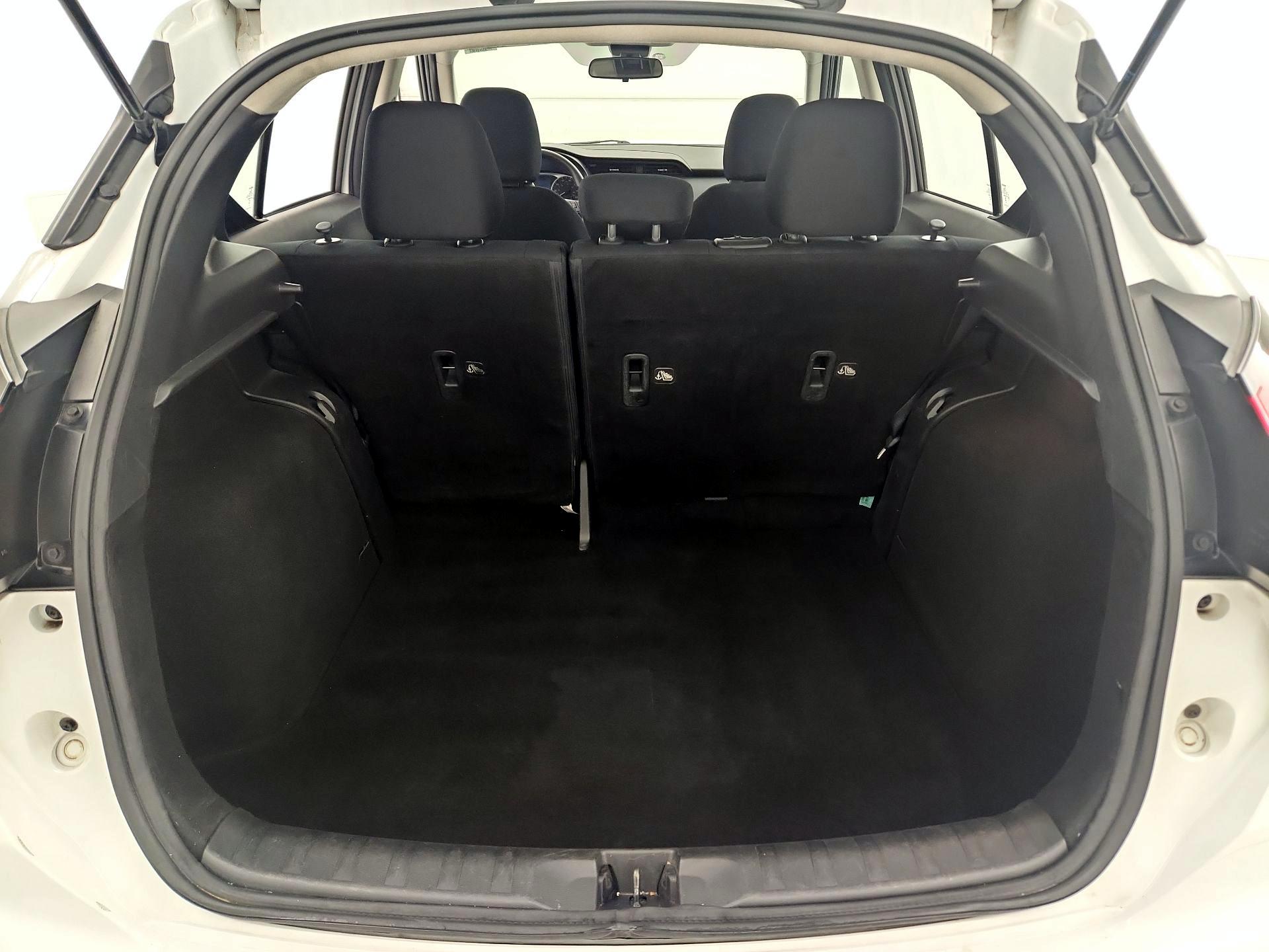 Thumbnail: 2023 Nissan Kicks - 20