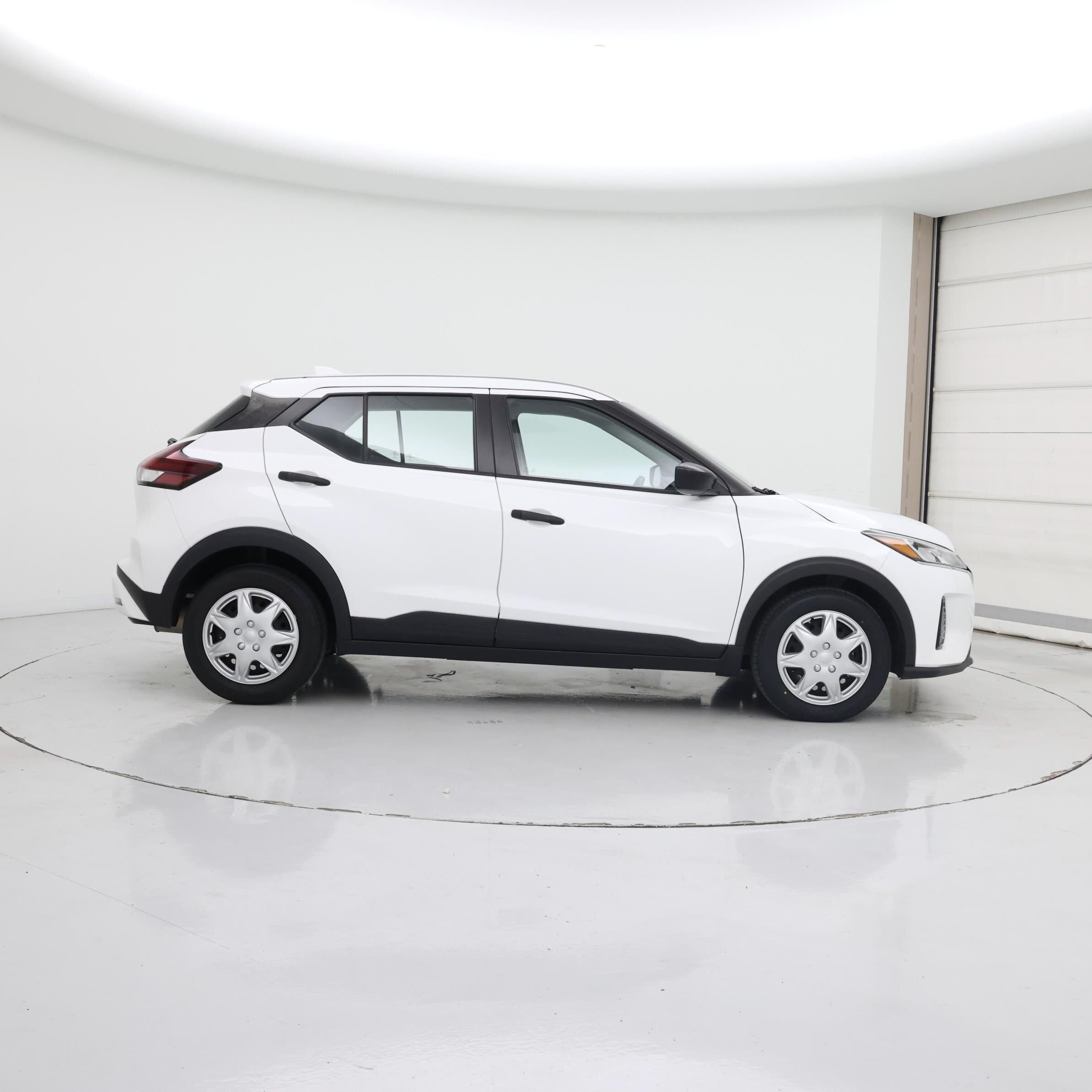 Thumbnail: 2023 Nissan Kicks - 7