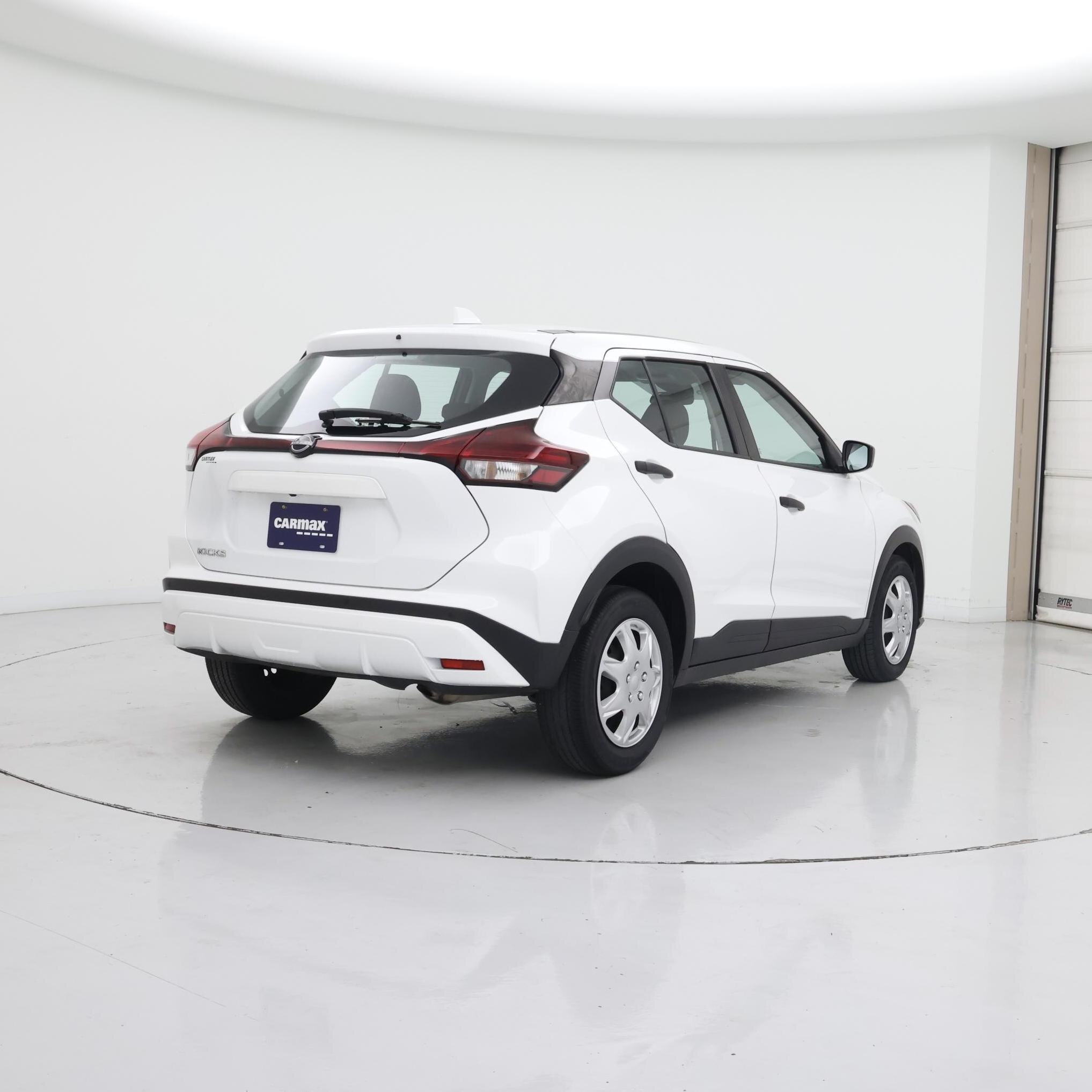 Thumbnail: 2023 Nissan Kicks - 8