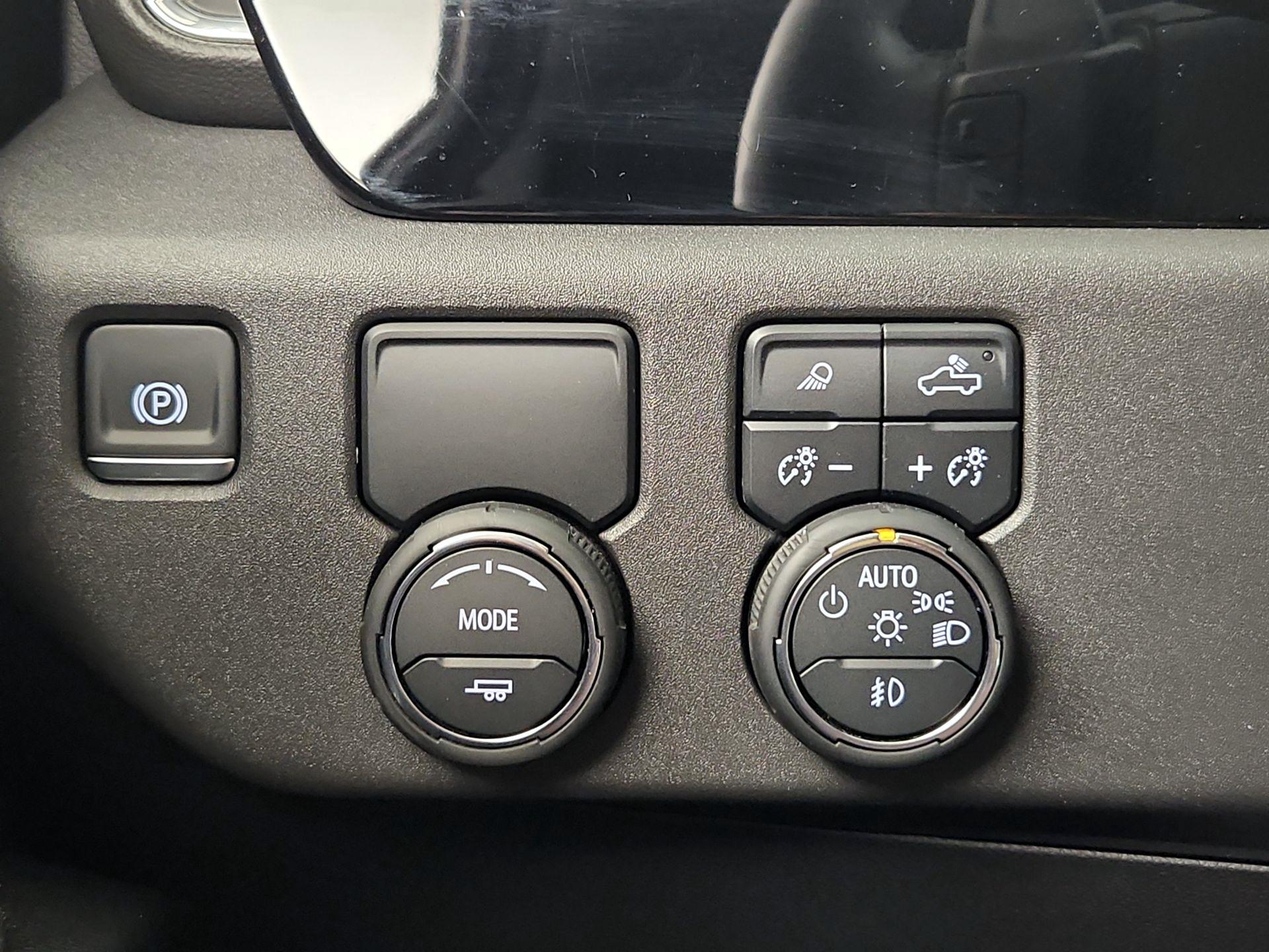 Thumbnail: 2024 Chevrolet Silverado 1500 - 13