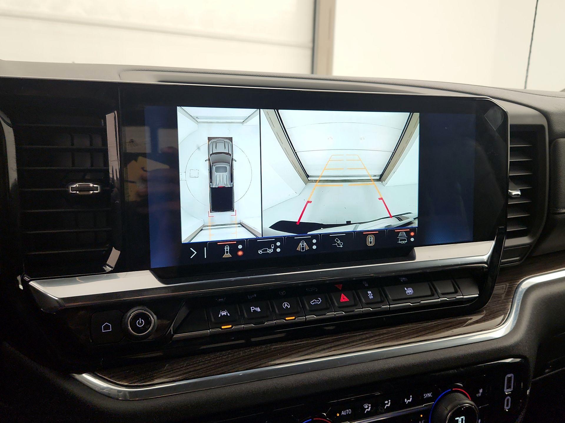 Thumbnail: 2024 Chevrolet Silverado 1500 - 15