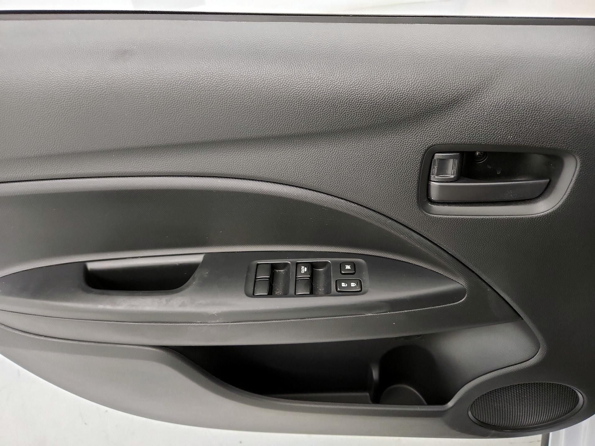 Thumbnail: 2024 Mitsubishi Mirage - 12