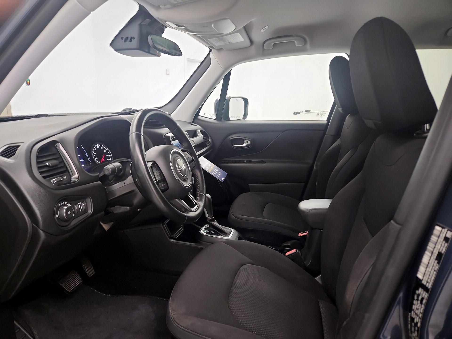 Thumbnail: 2020 Jeep Renegade - 11