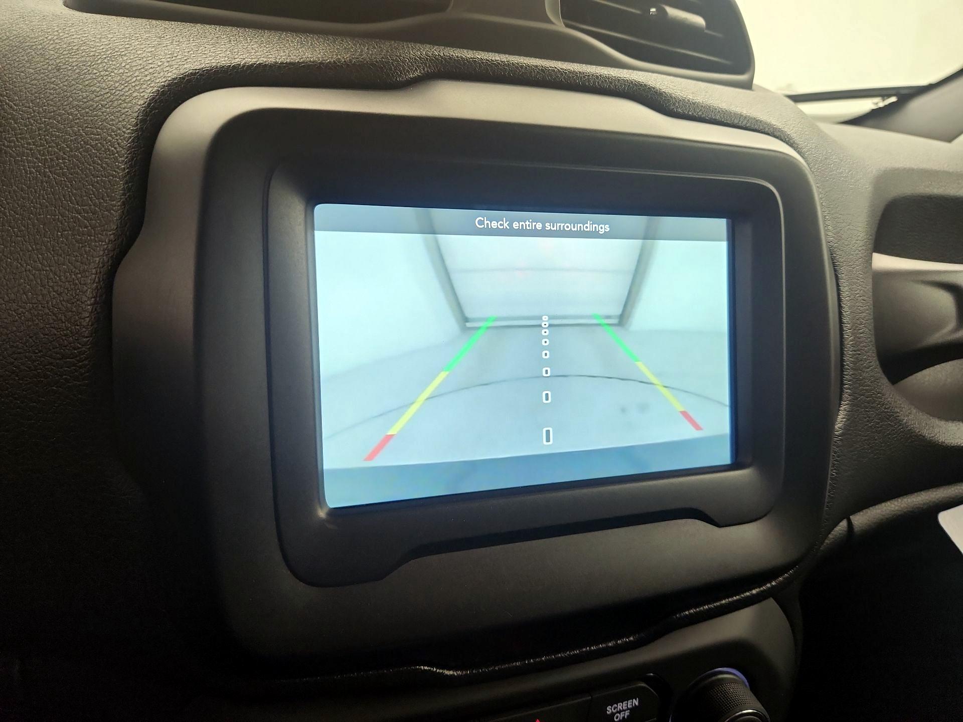 Thumbnail: 2020 Jeep Renegade - 14