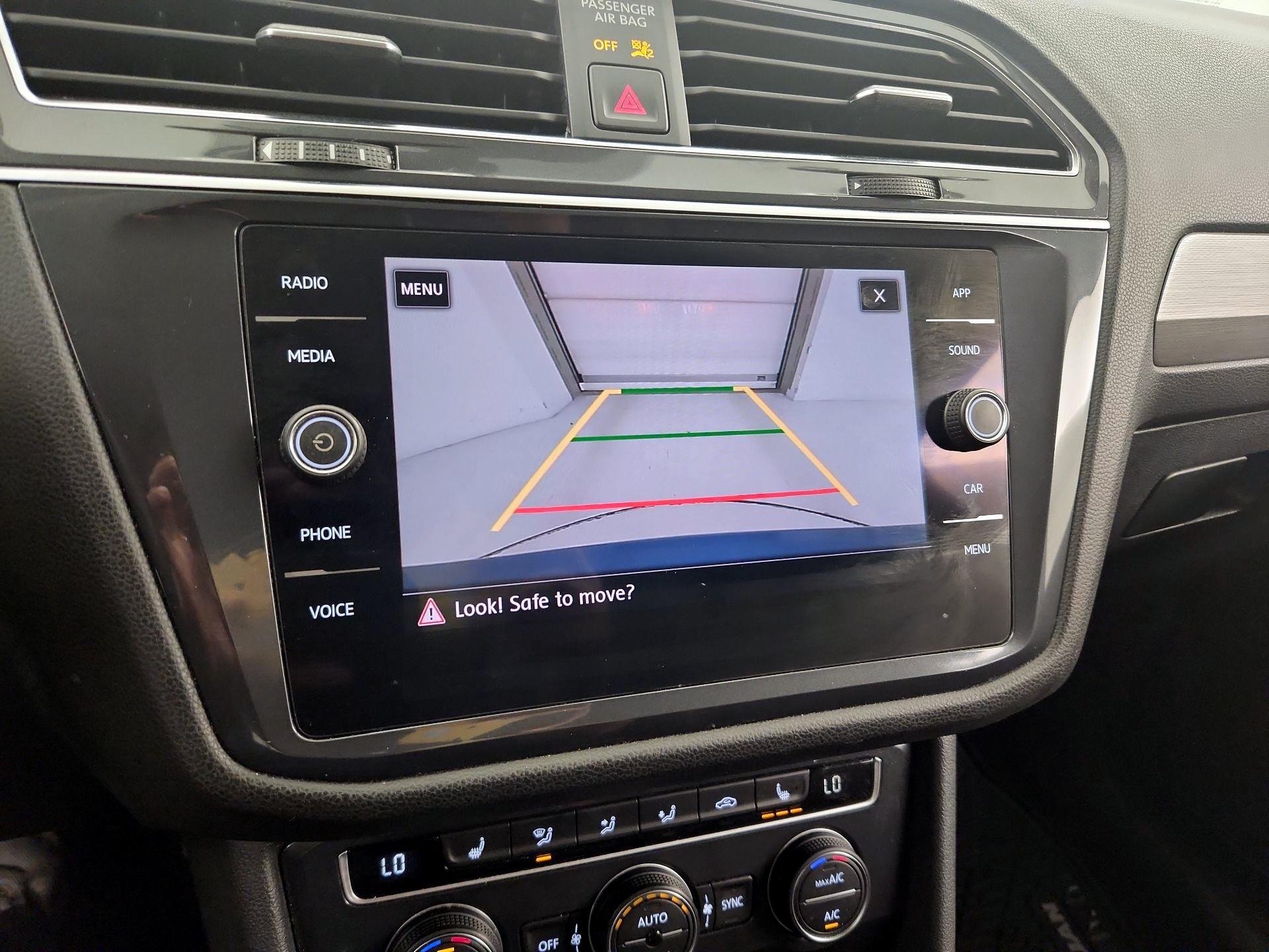 Thumbnail: 2020 Volkswagen Tiguan - 14