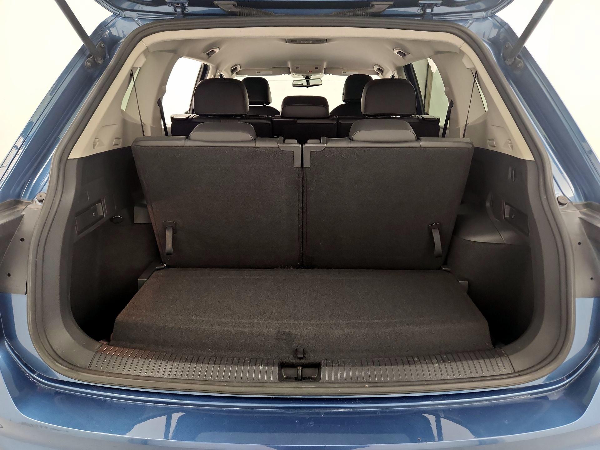 Thumbnail: 2020 Volkswagen Tiguan - 20