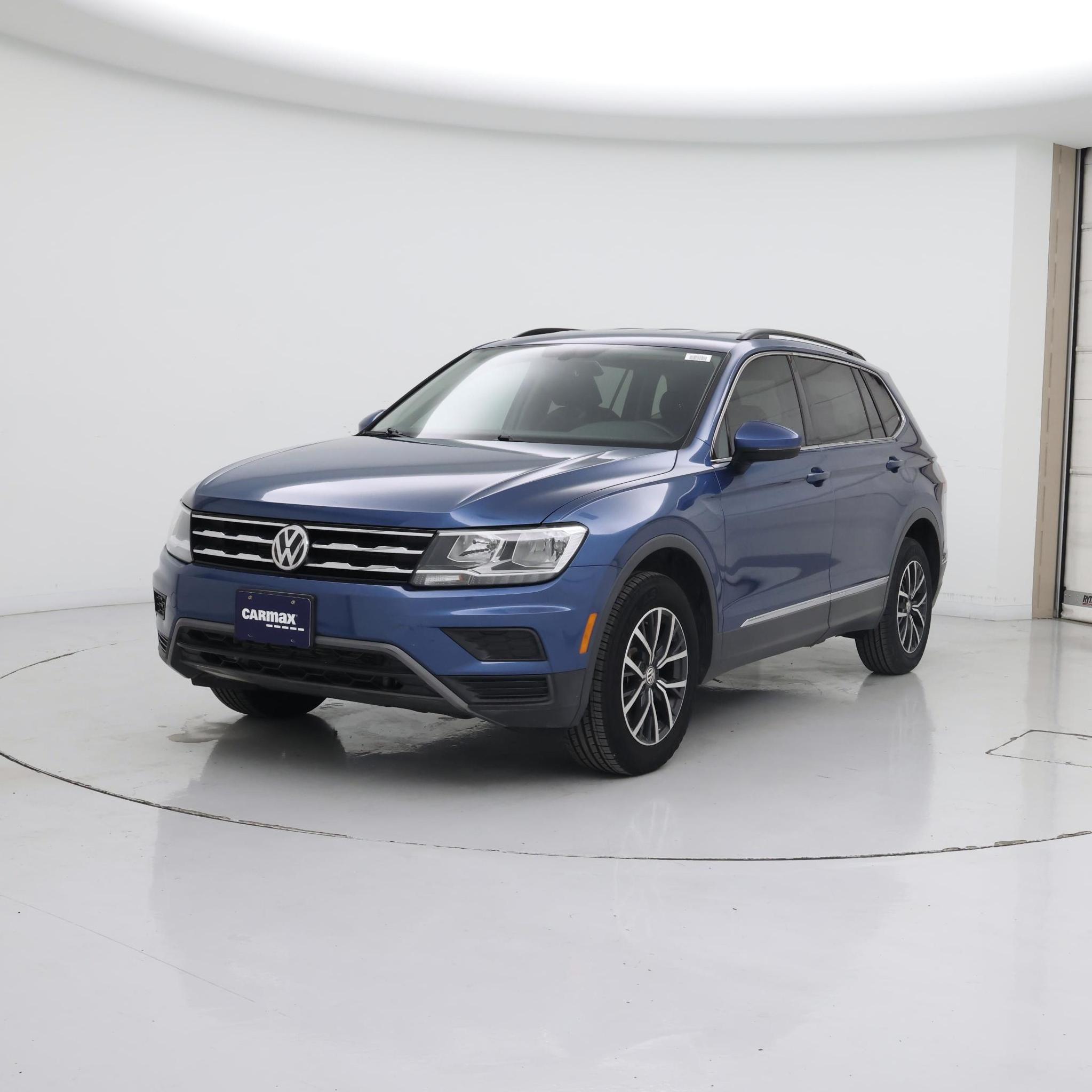 Thumbnail: 2020 Volkswagen Tiguan - 4