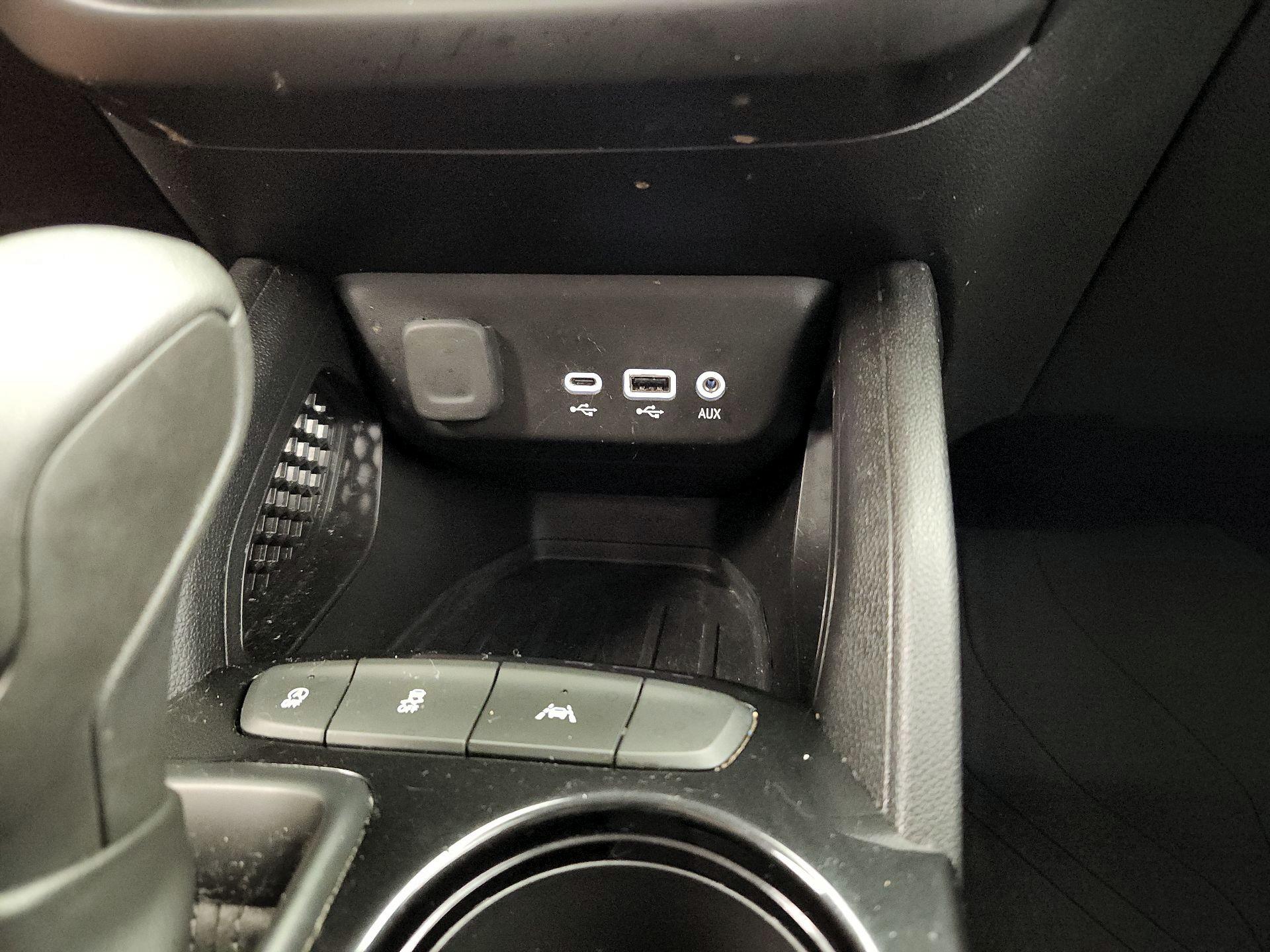 Thumbnail: 2021 Chevrolet TrailBlazer - 18