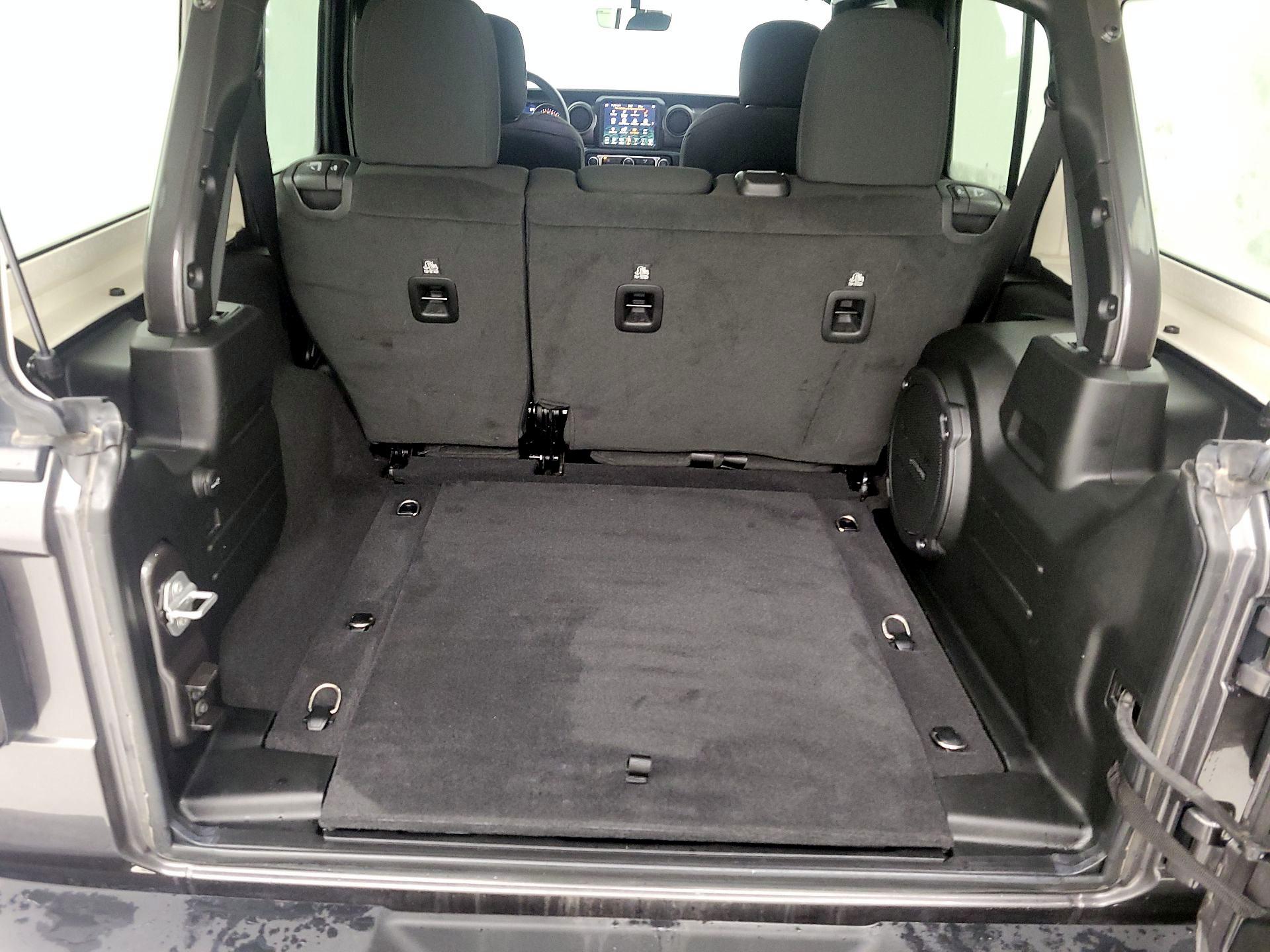 Thumbnail: 2023 Jeep Wrangler - 16