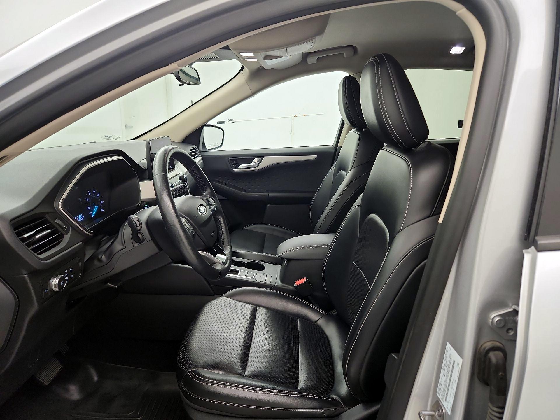 Thumbnail: 2020 Ford Escape - 11