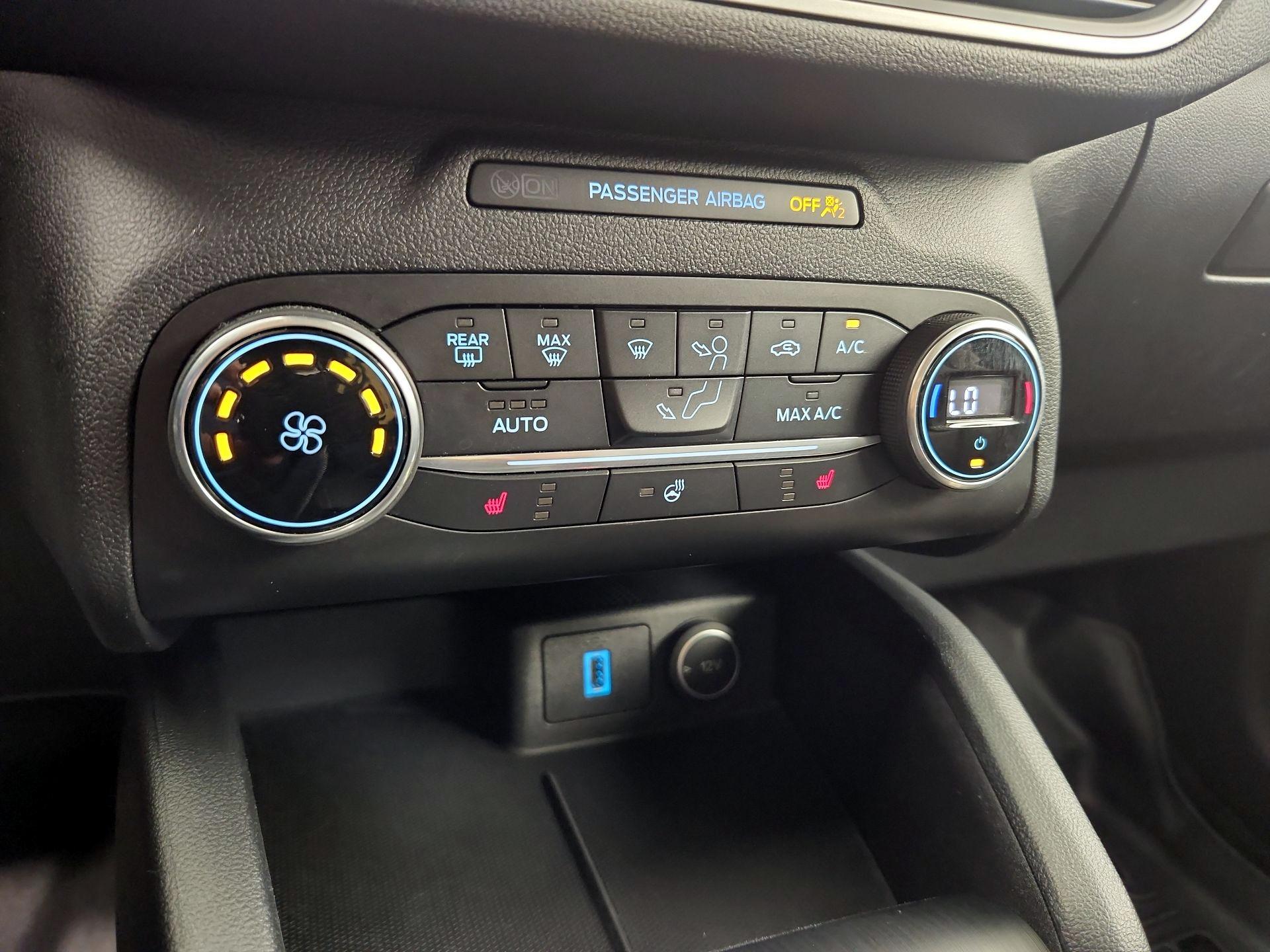 Thumbnail: 2020 Ford Escape - 17