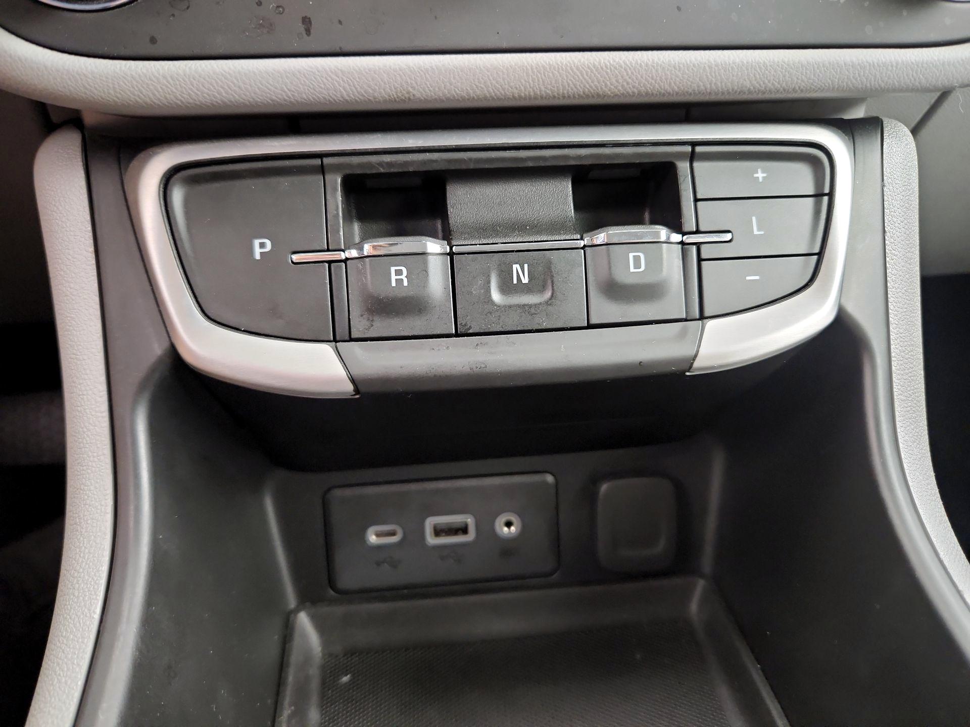 Thumbnail: 2023 GMC Terrain - 17