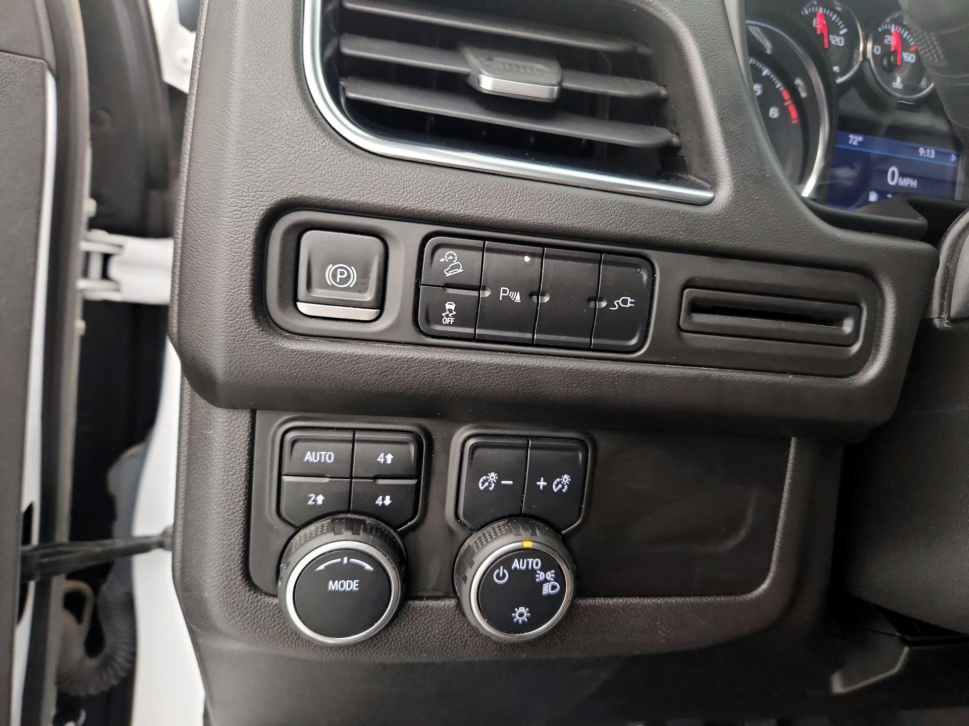 Thumbnail: 2021 Chevrolet Suburban - 13