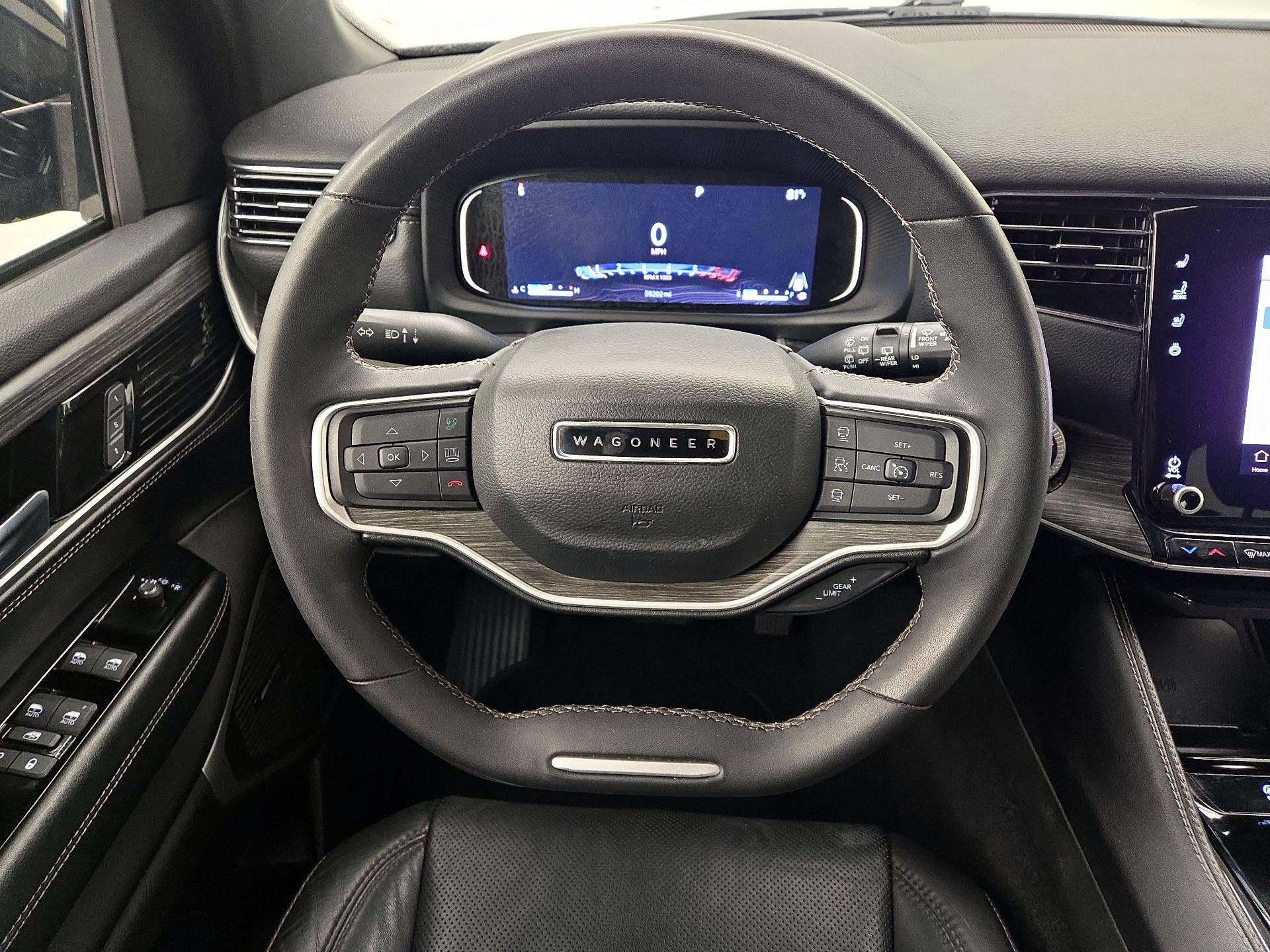 Thumbnail: 2023 Jeep Wagoneer - 10