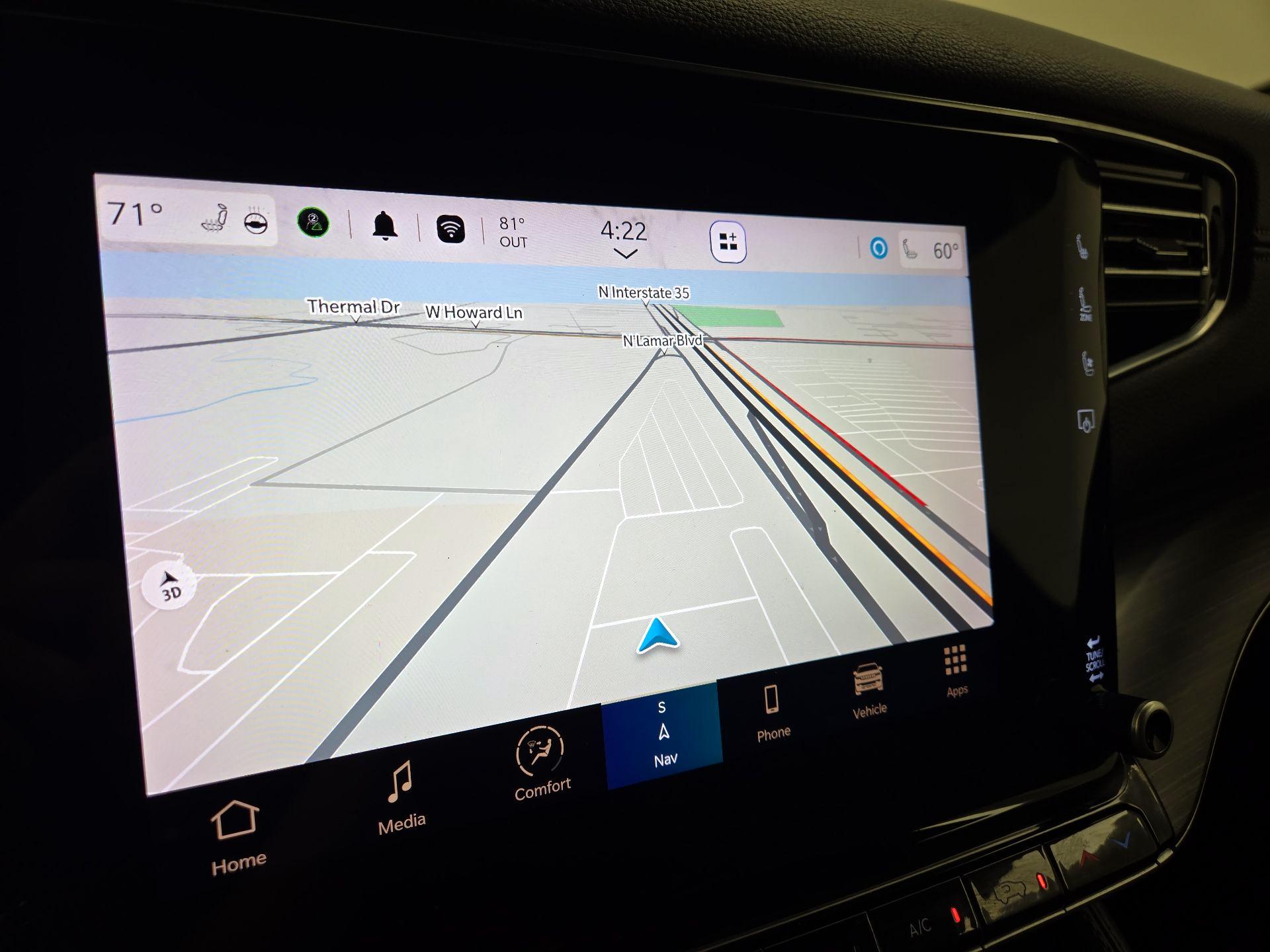 Thumbnail: 2023 Jeep Wagoneer - 14