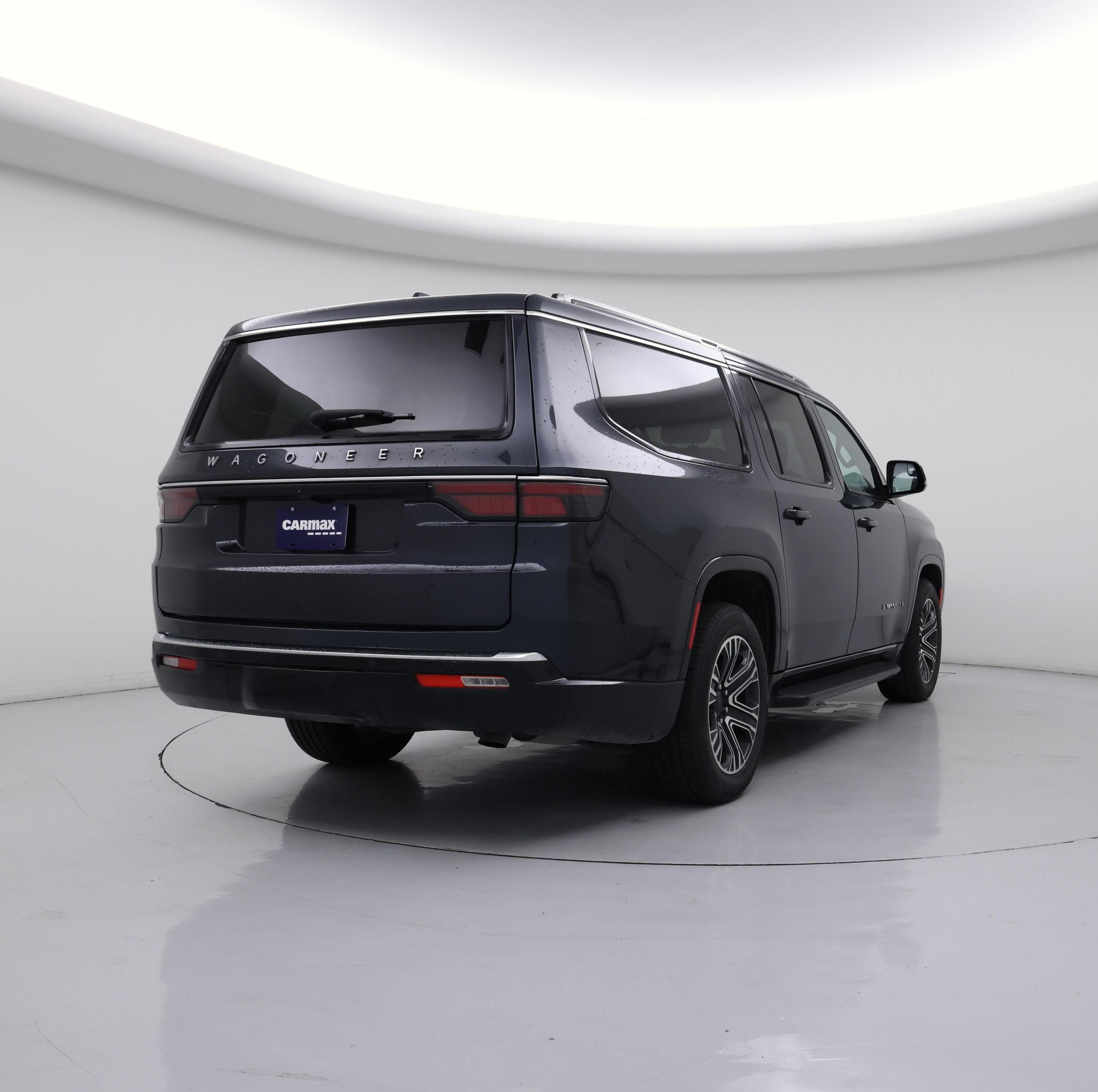 Thumbnail: 2023 Jeep Wagoneer - 8