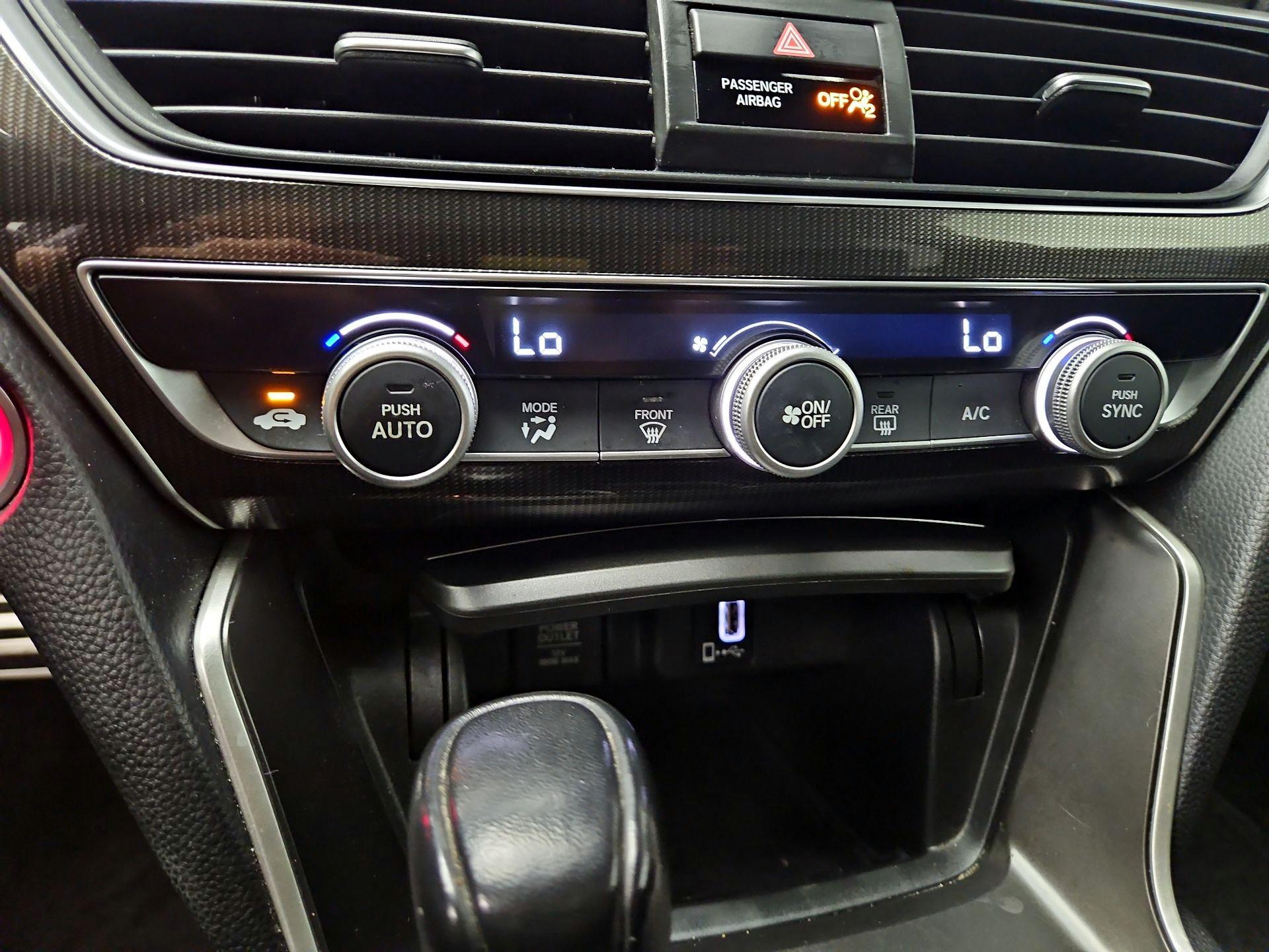 Thumbnail: 2018 Honda Accord - 16