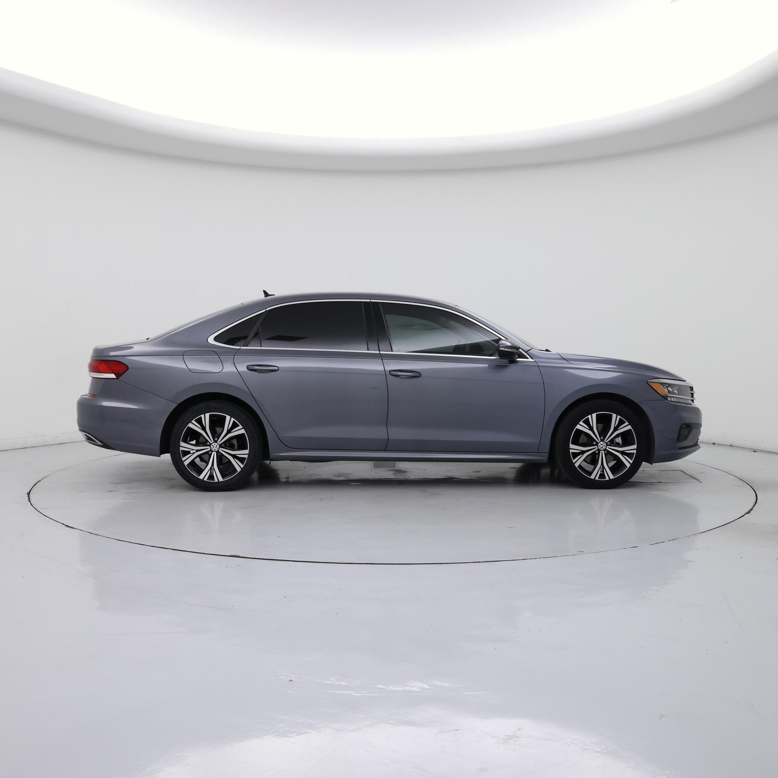 Thumbnail: 2021 Volkswagen Passat - 7