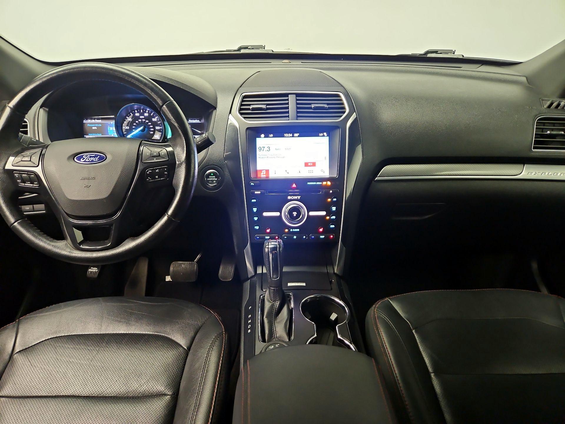 Thumbnail: 2017 Ford Explorer - 9