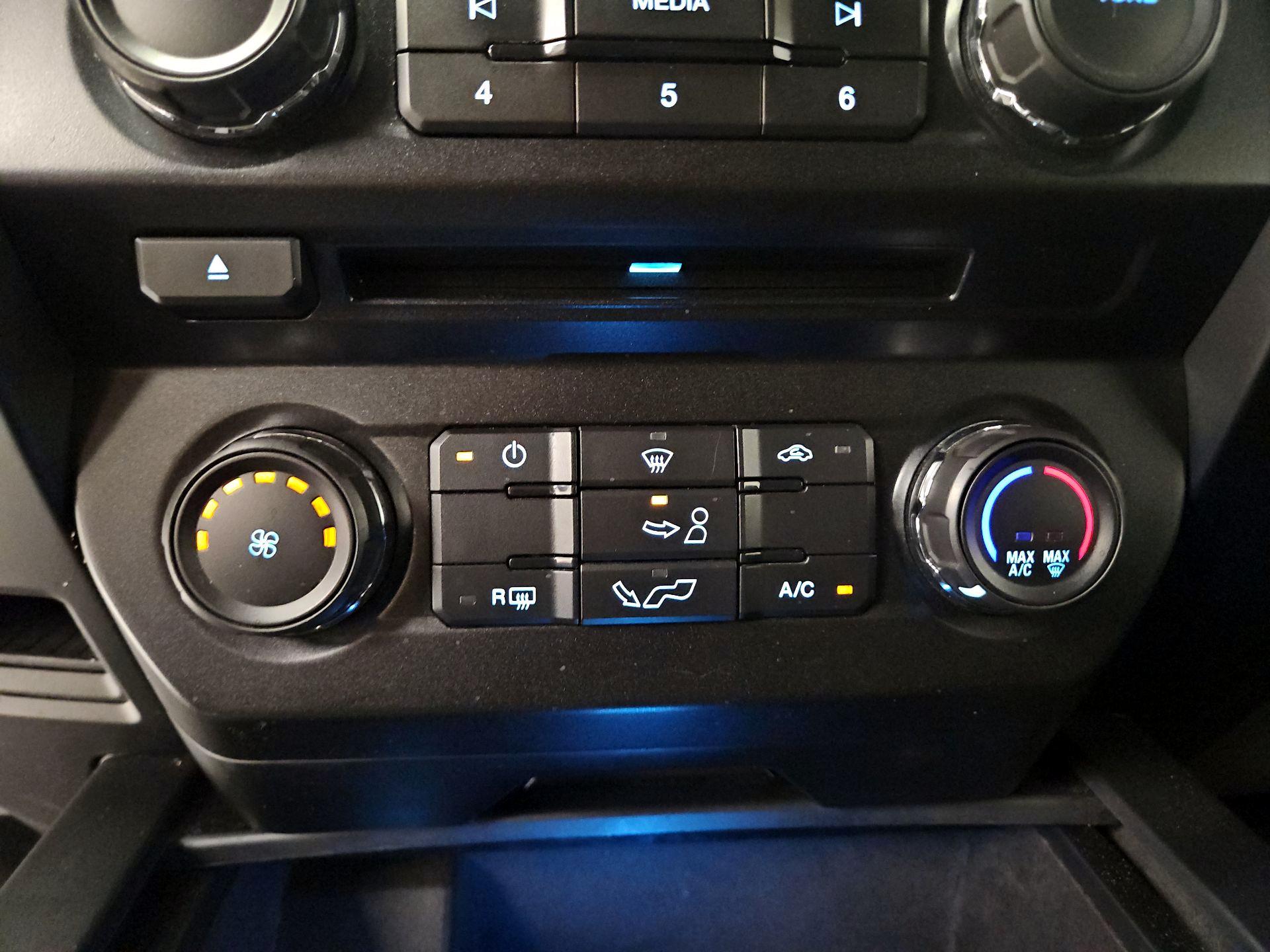 Thumbnail: 2018 Ford F-150 - 15