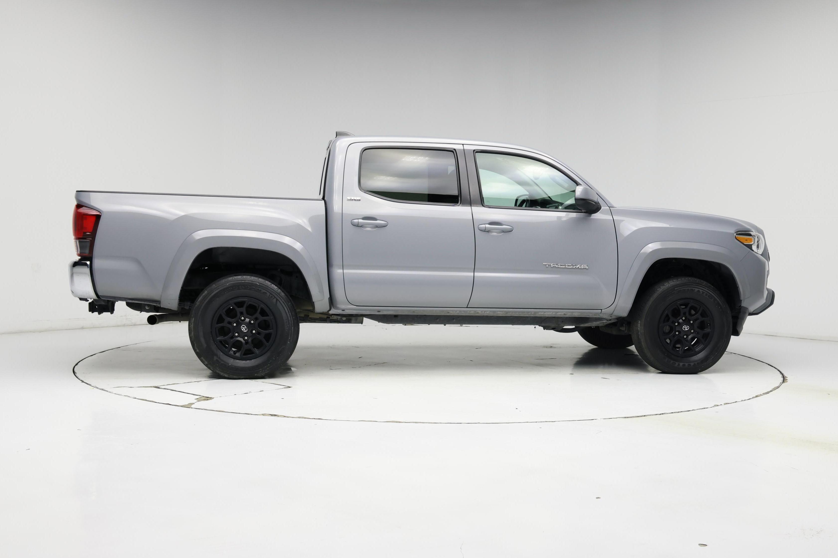 Thumbnail: 2021 Toyota Tacoma - 7