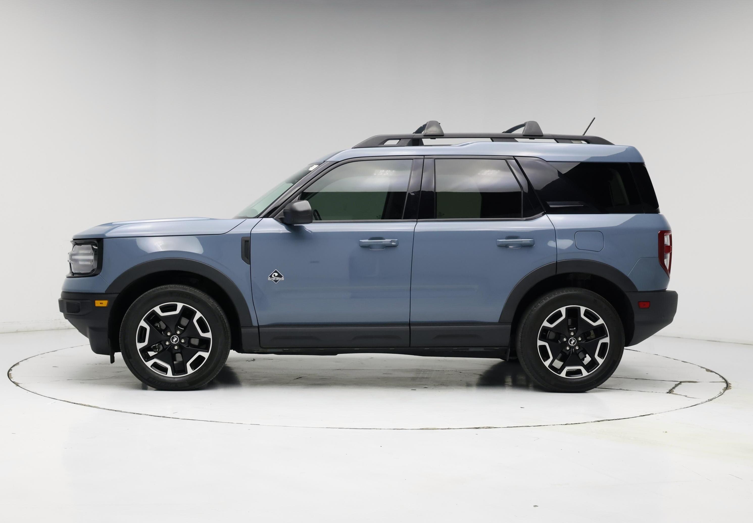 Thumbnail: 2023 Ford Bronco Sport - 3