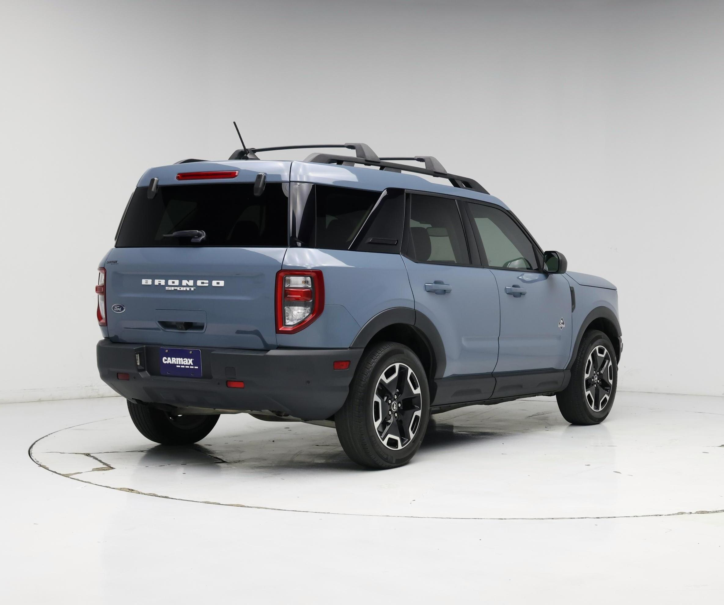 Thumbnail: 2023 Ford Bronco Sport - 8