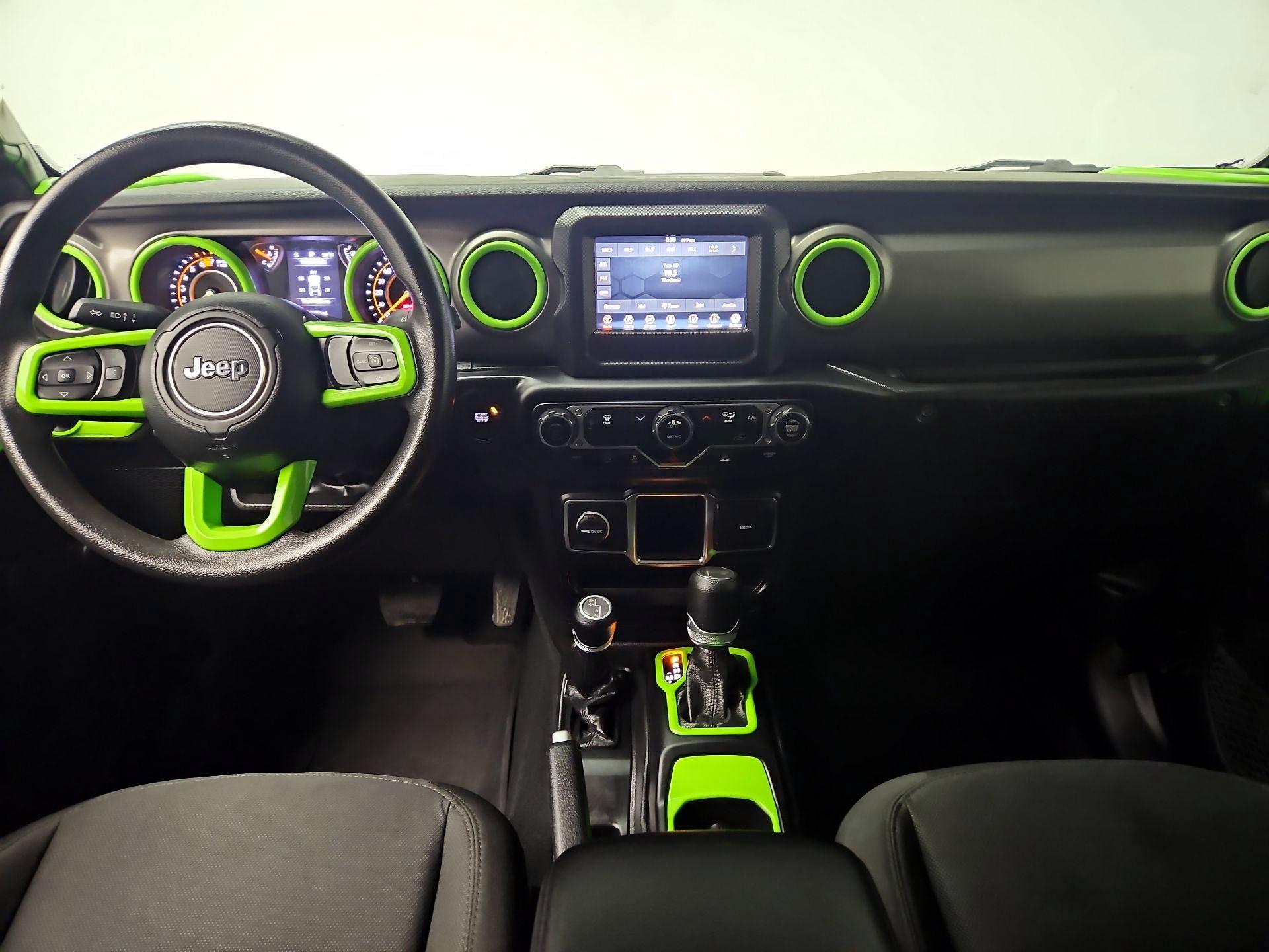 Thumbnail: 2023 Jeep Wrangler - 9