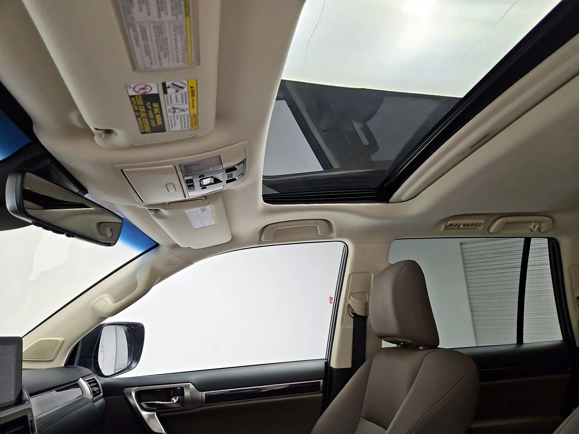 Thumbnail: 2022 Lexus GX - 20