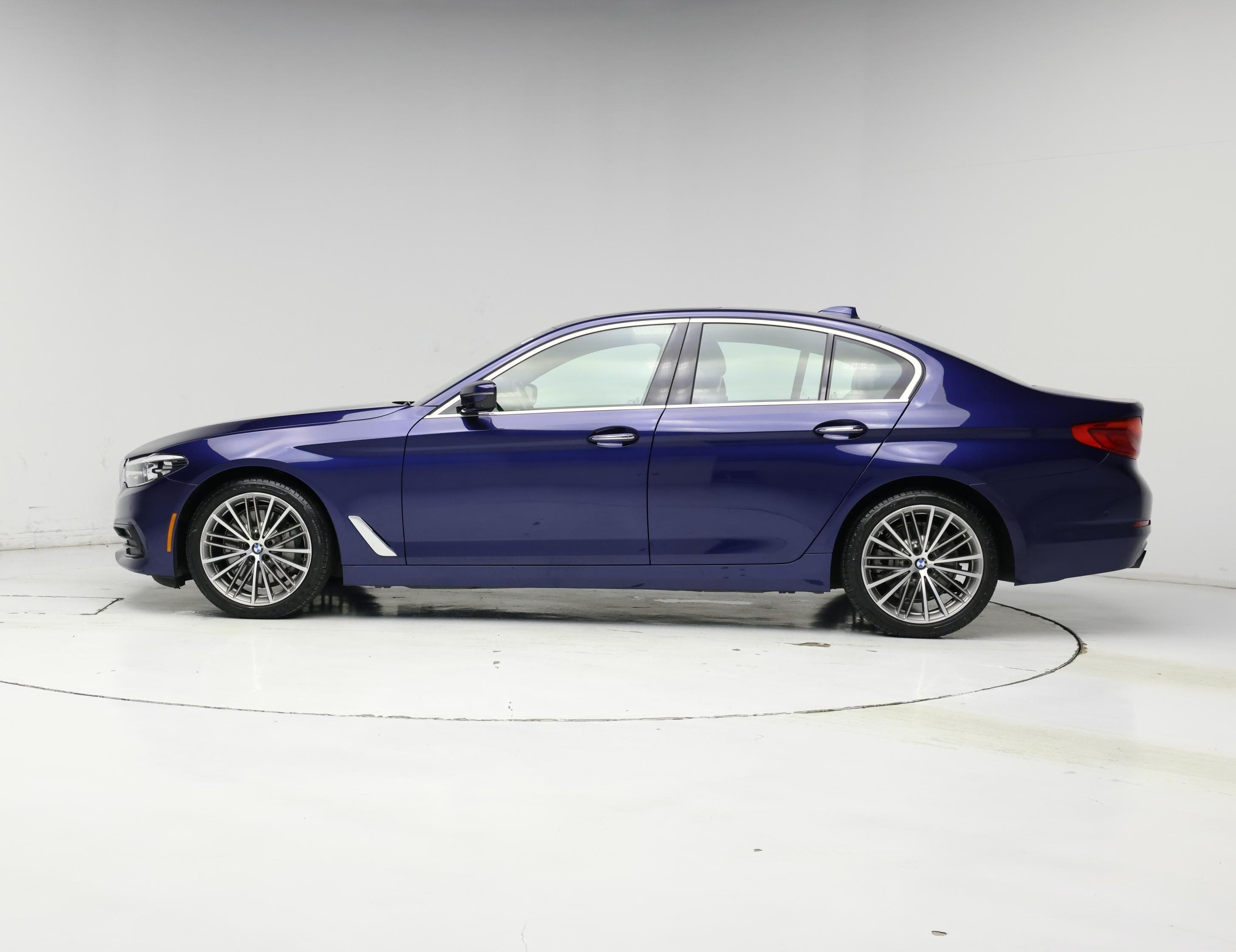 Thumbnail: 2017 BMW 5 Series - 3