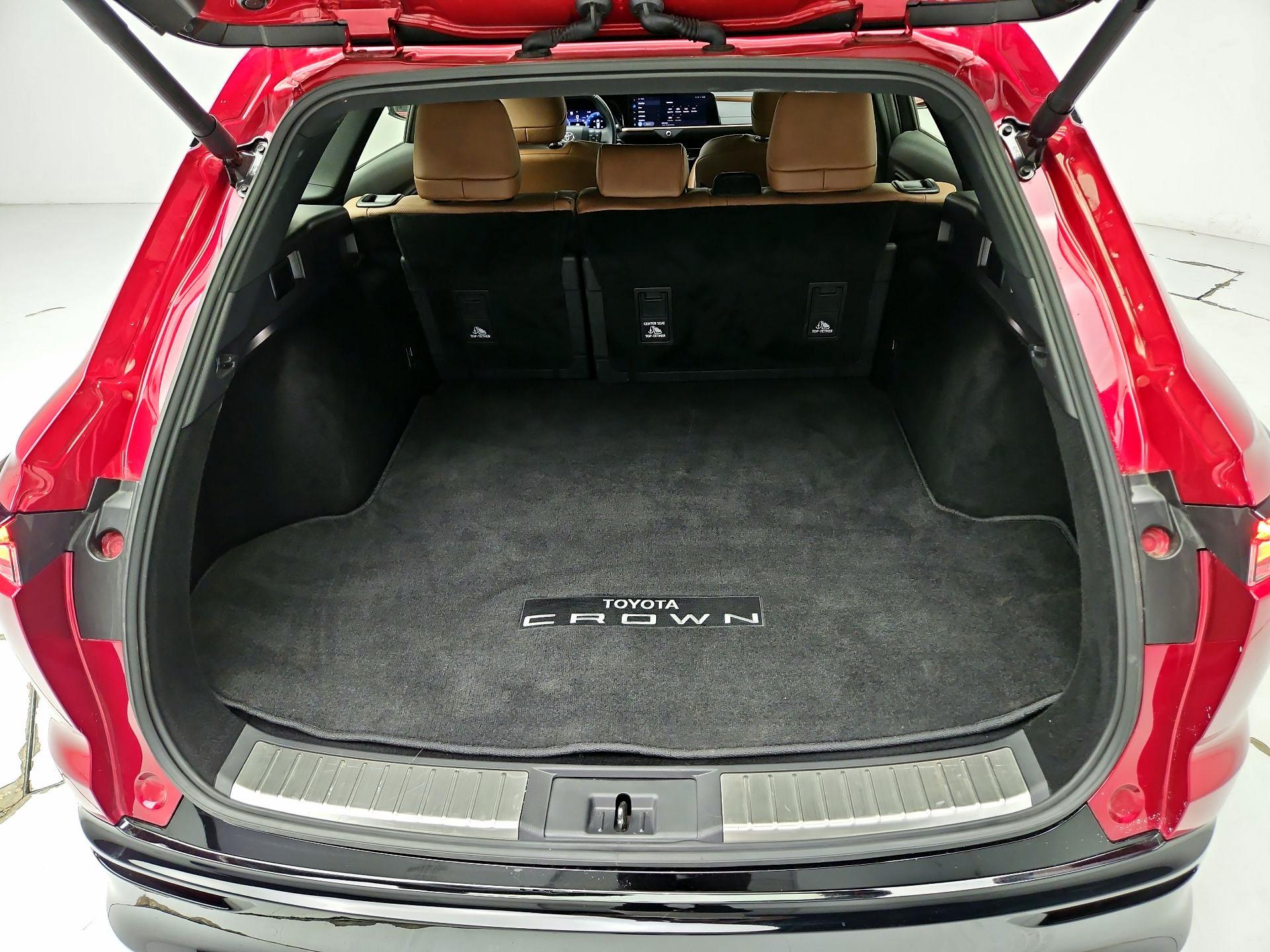 Thumbnail: 2025 Toyota Crown Signia - 20