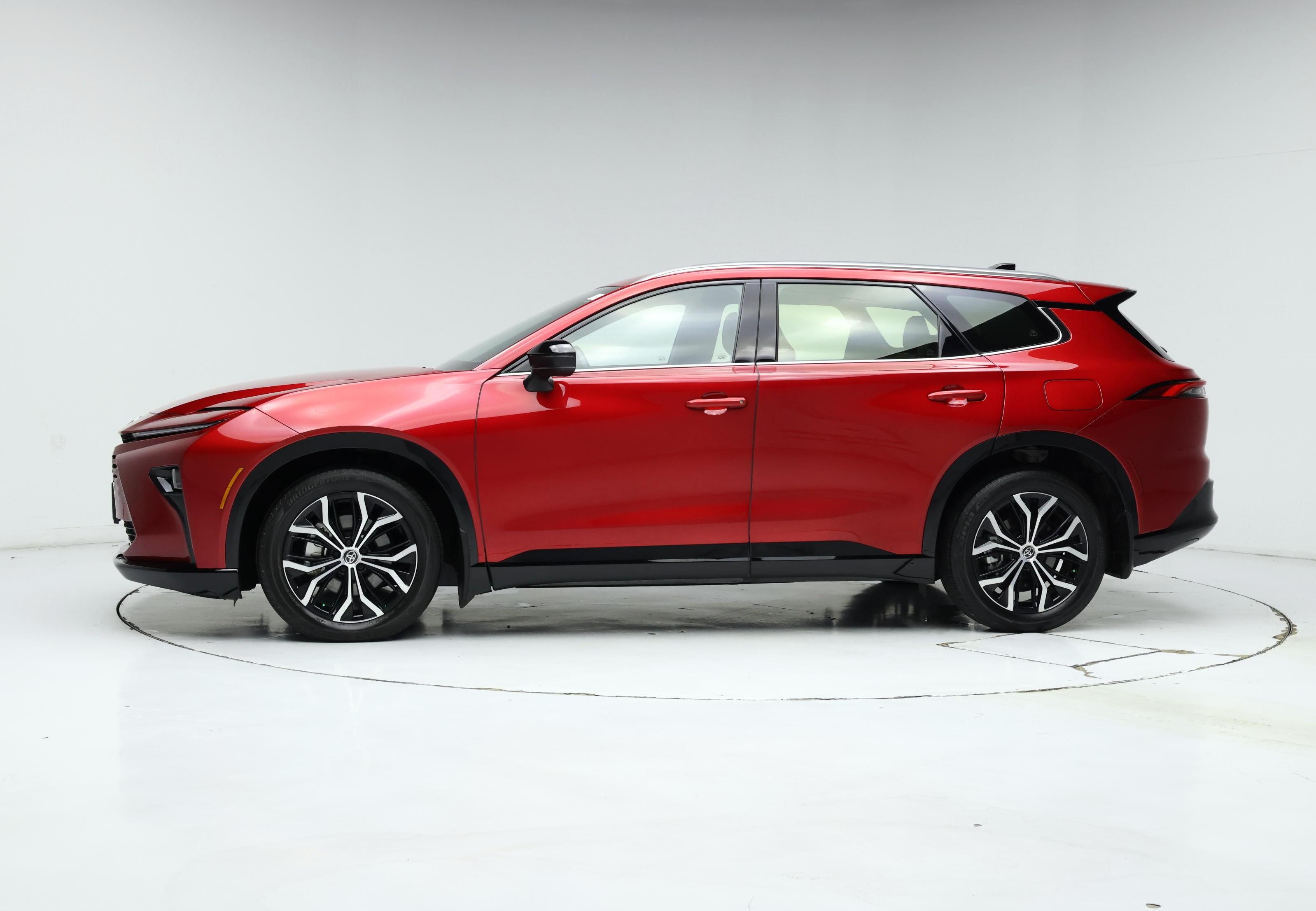 Thumbnail: 2025 Toyota Crown Signia - 3