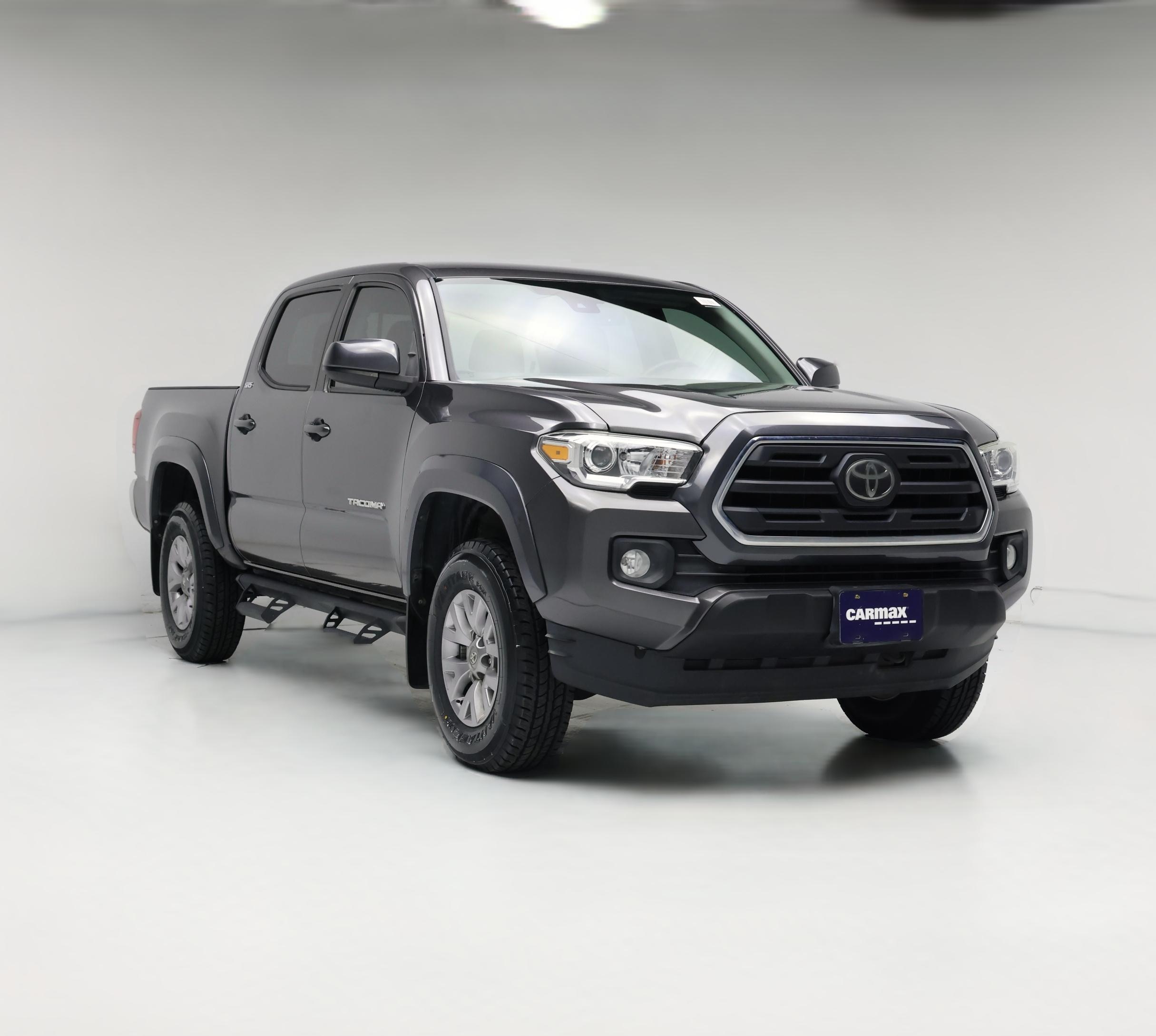 Thumbnail: 2018 Toyota Tacoma - 1