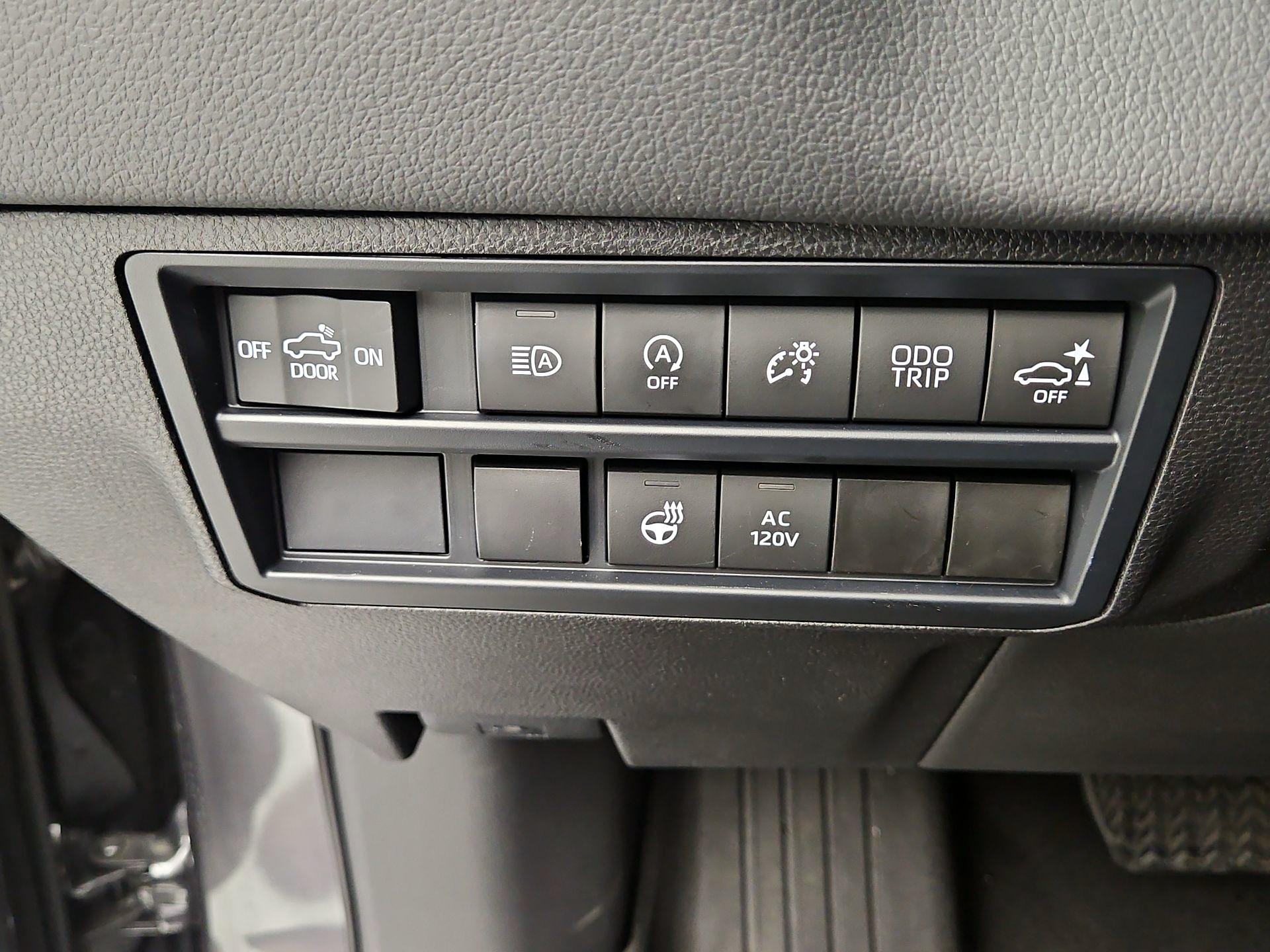 Thumbnail: 2025 Toyota Tundra - 13