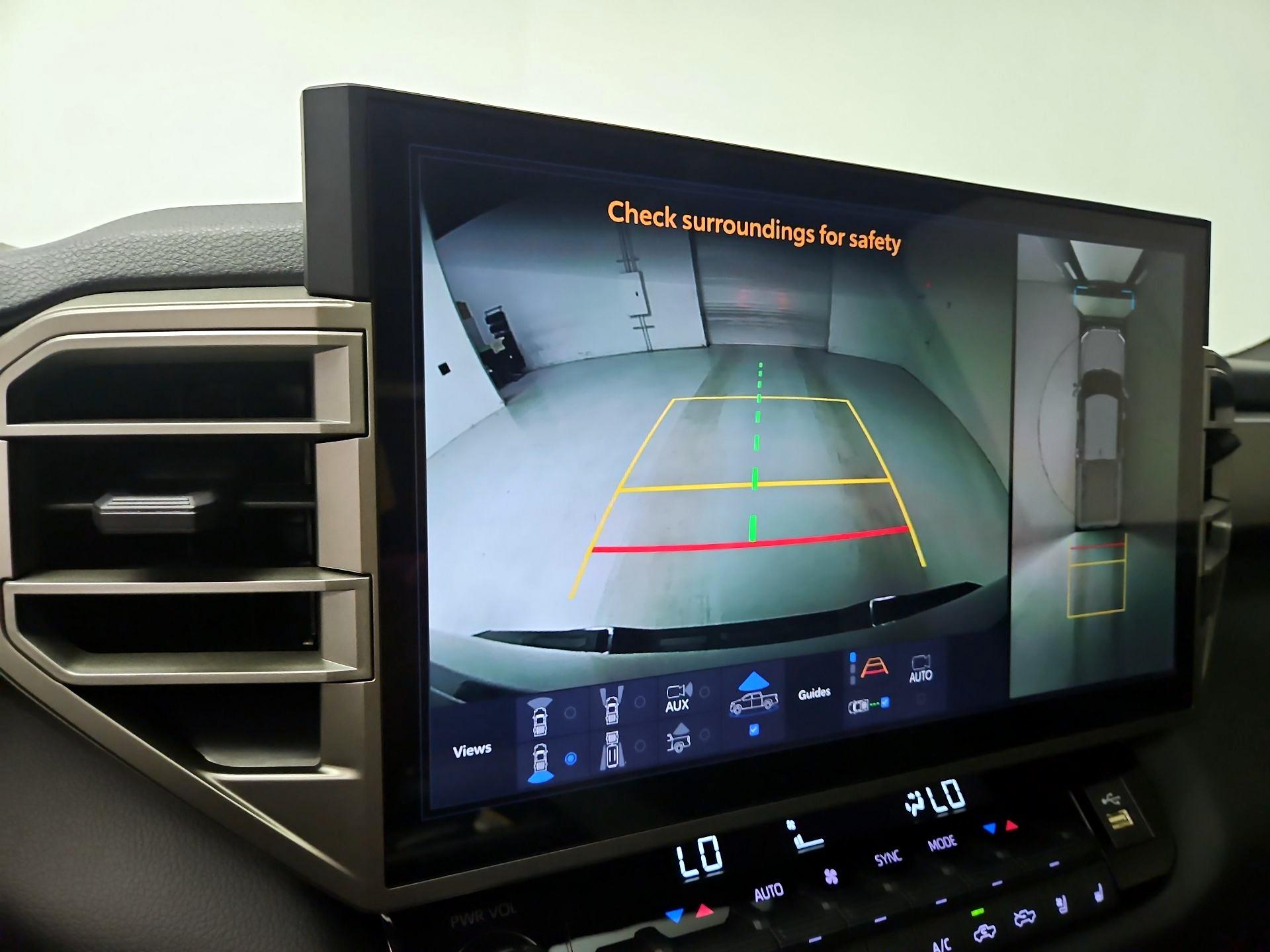 Thumbnail: 2025 Toyota Tundra - 14