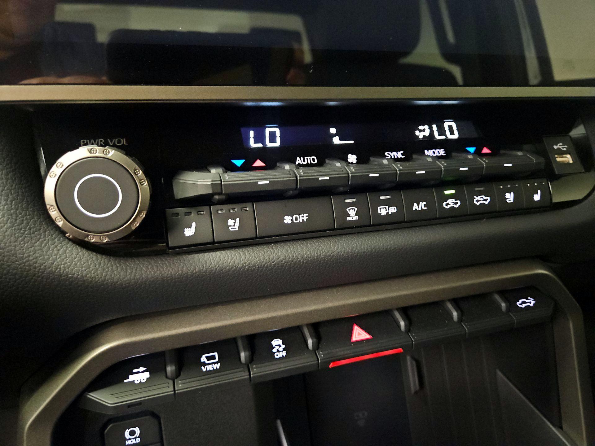 Thumbnail: 2025 Toyota Tundra - 16