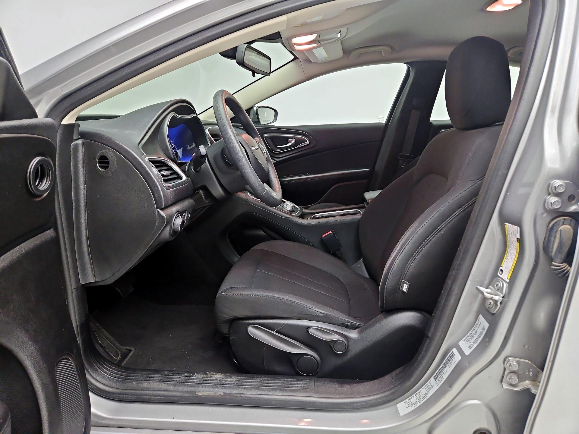 Thumbnail: 2015 Chrysler 200 - 11