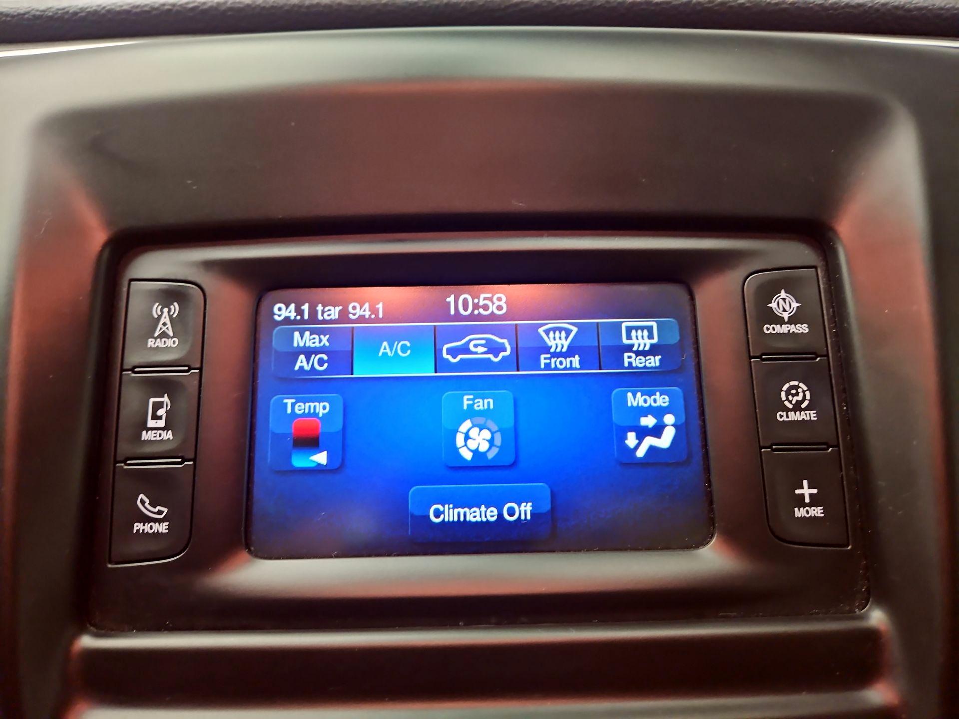 Thumbnail: 2015 Chrysler 200 - 14