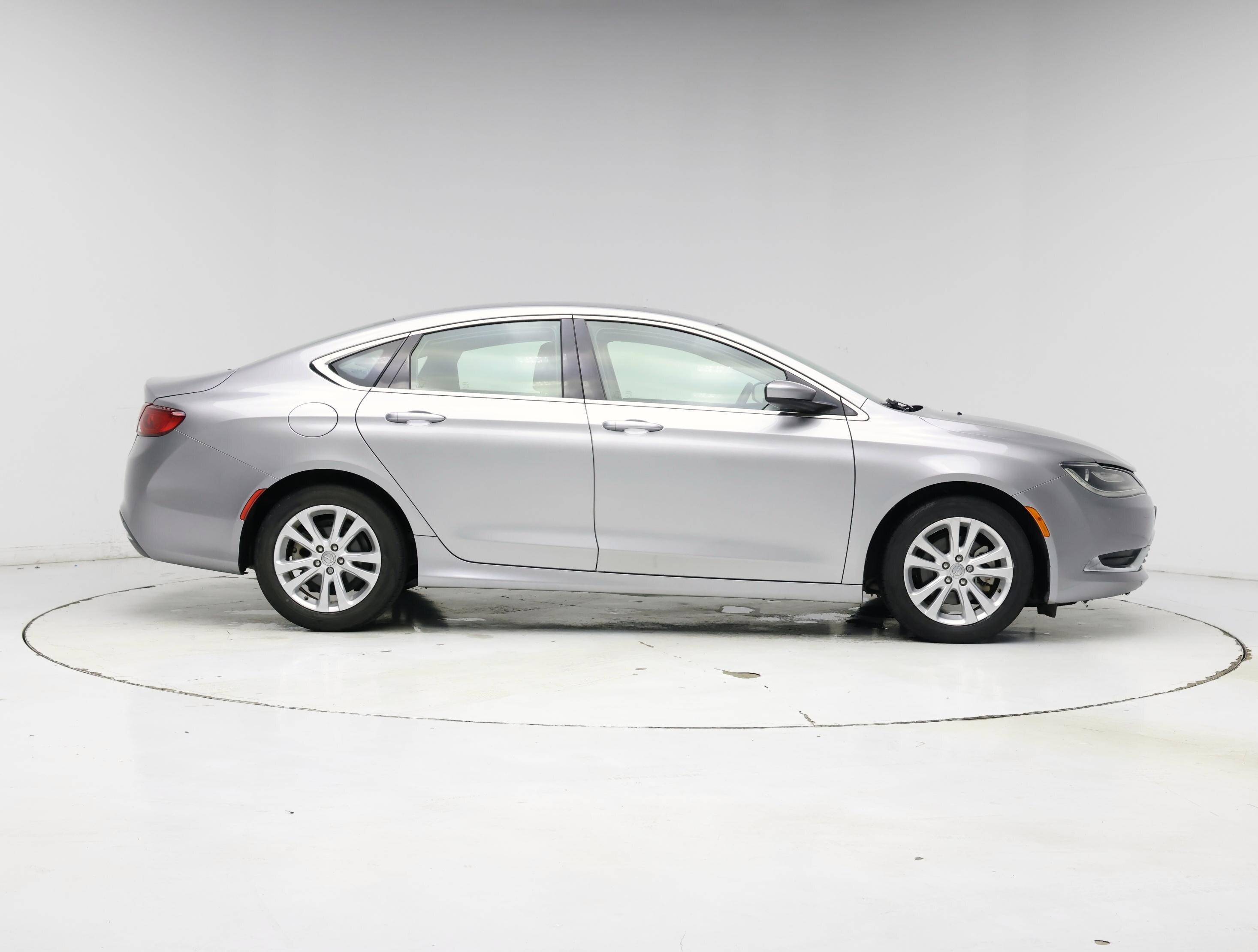 Thumbnail: 2015 Chrysler 200 - 7