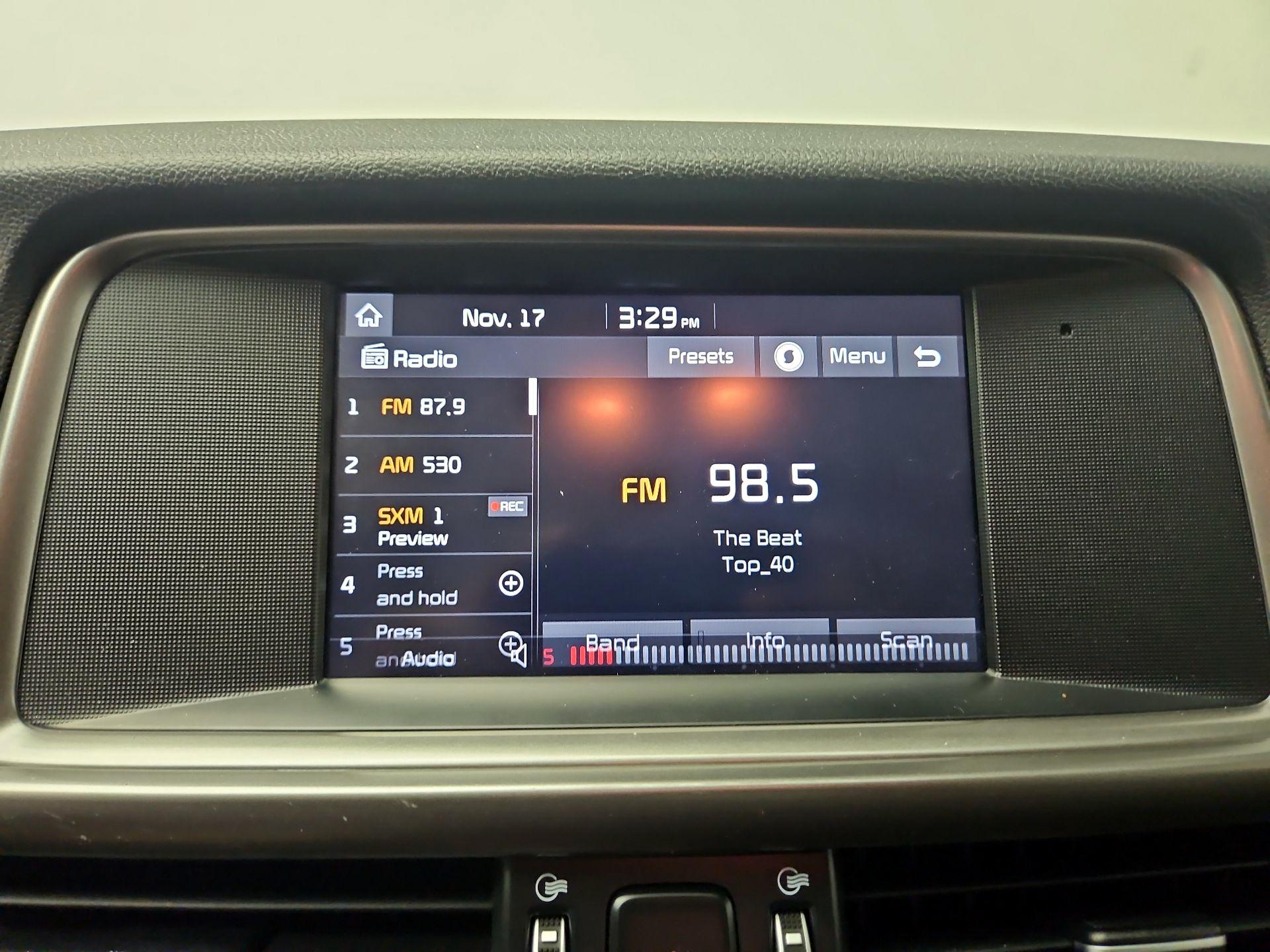 Thumbnail: 2018 Kia Optima - 15