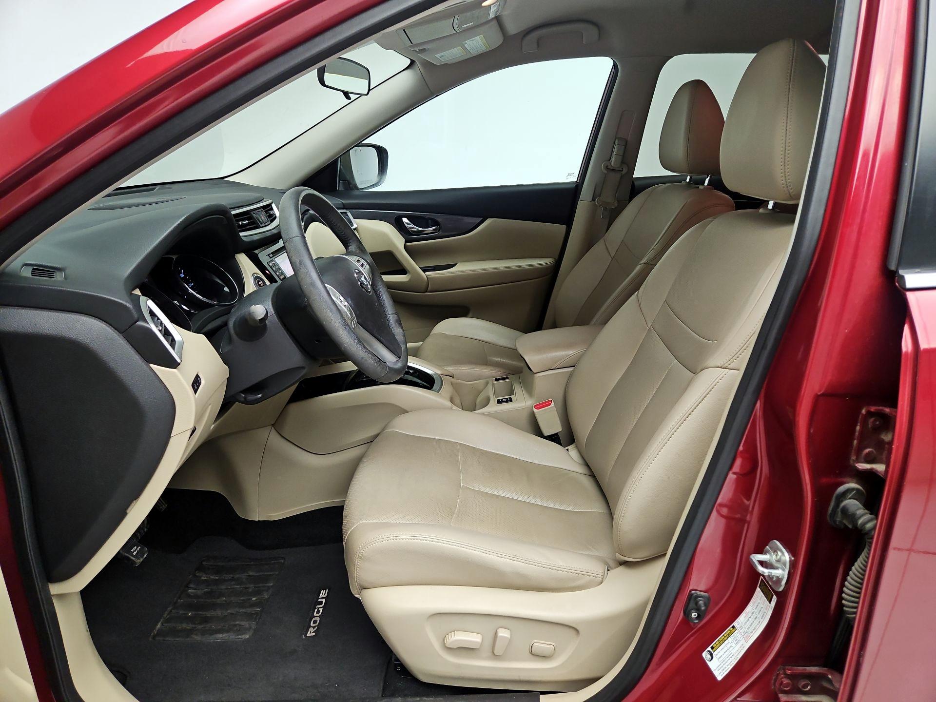 Thumbnail: 2016 Nissan Rogue - 11