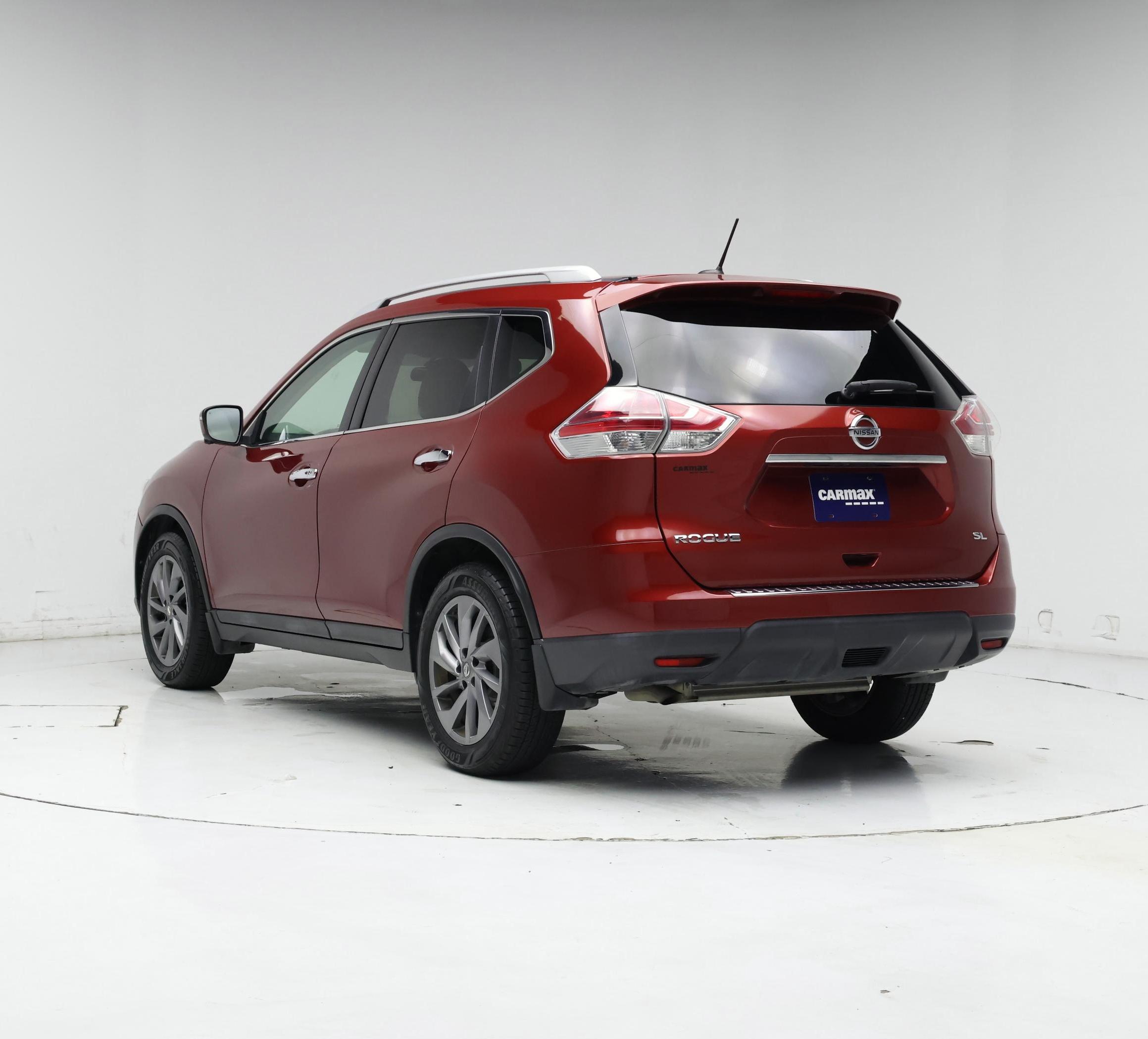 Thumbnail: 2016 Nissan Rogue - 2
