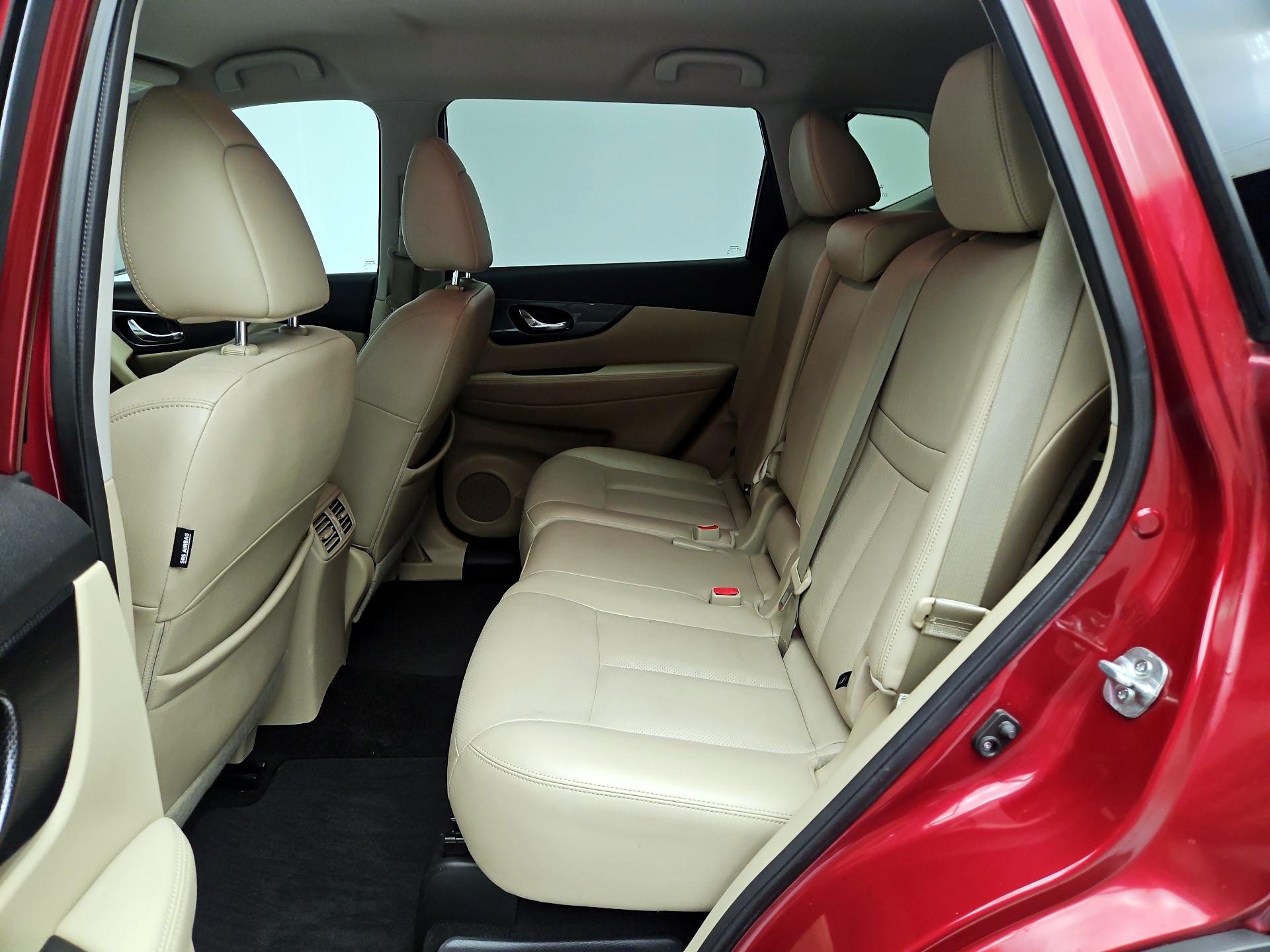 Thumbnail: 2016 Nissan Rogue - 19