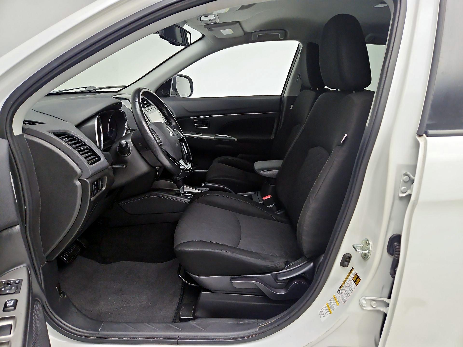 Thumbnail: 2020 Mitsubishi Outlander Sport - 11