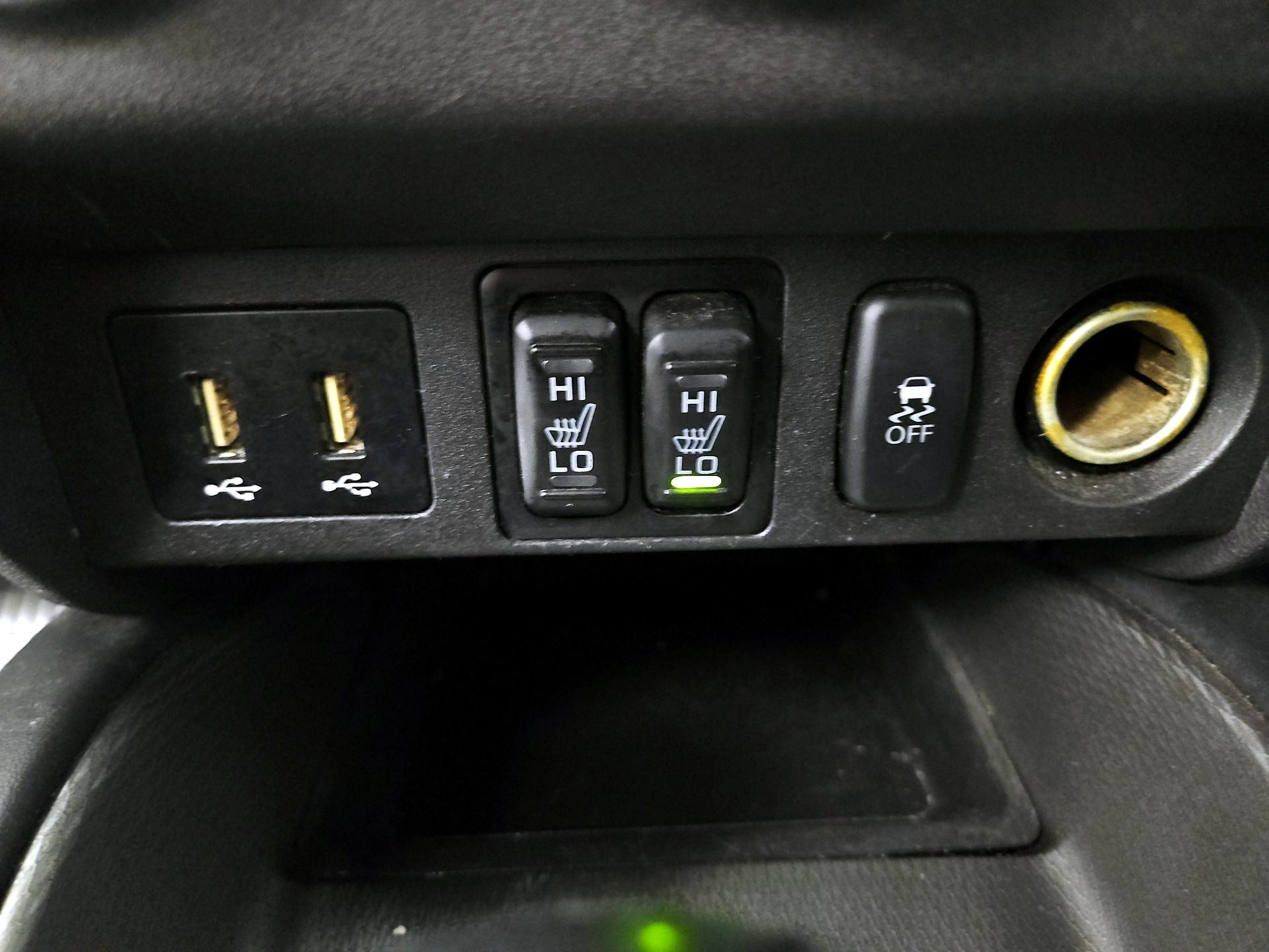 Thumbnail: 2020 Mitsubishi Outlander Sport - 17