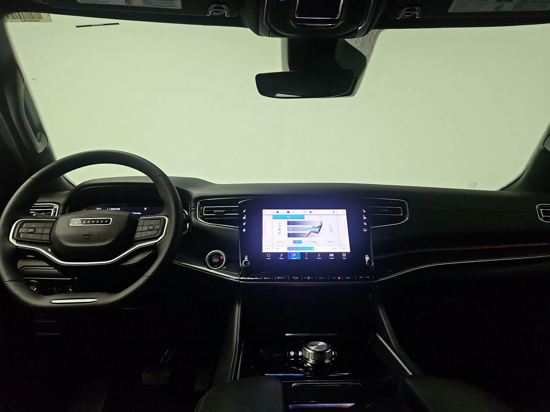 Thumbnail: 2023 Jeep Wagoneer - 9