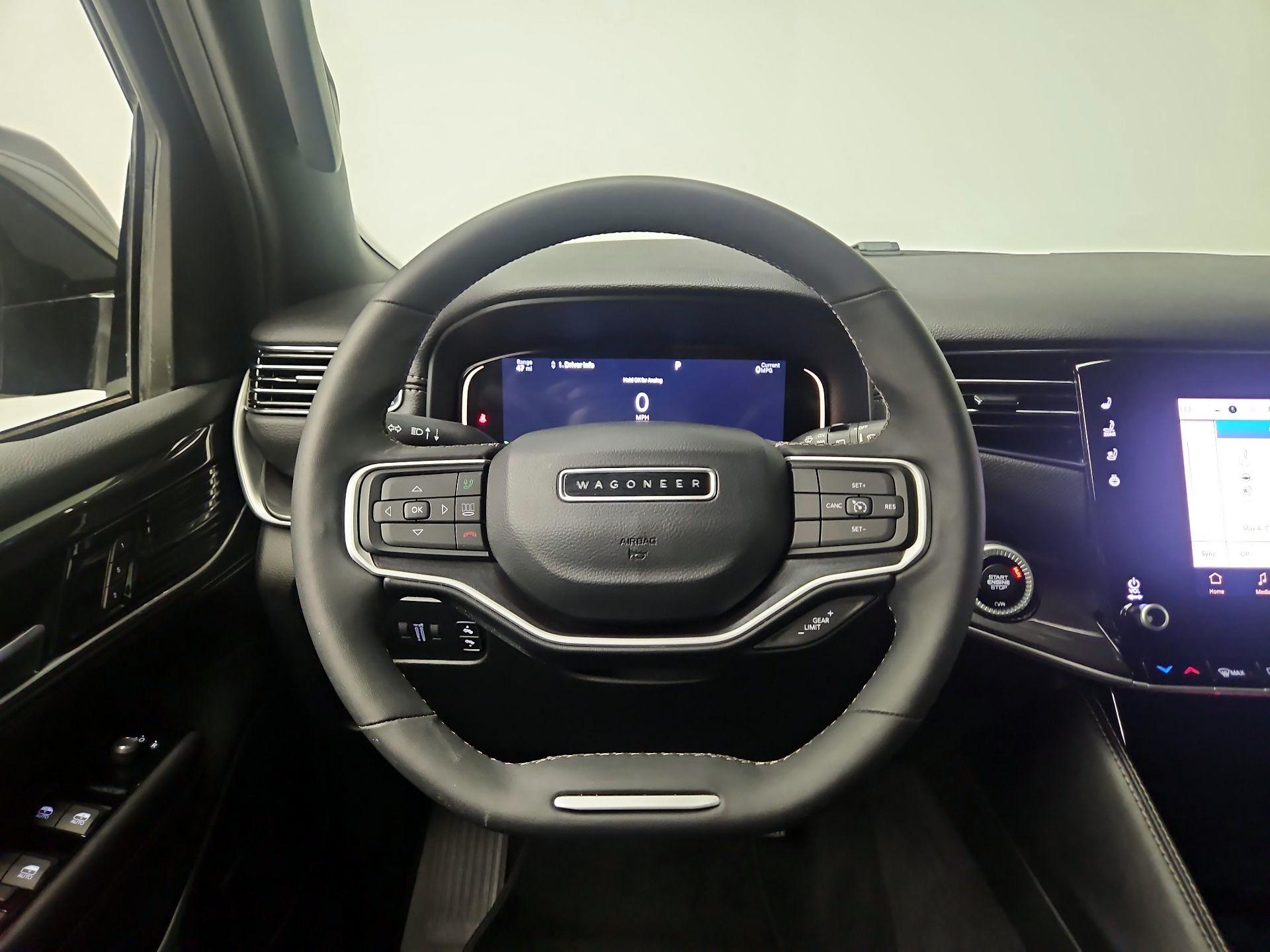 Thumbnail: 2023 Jeep Wagoneer - 10