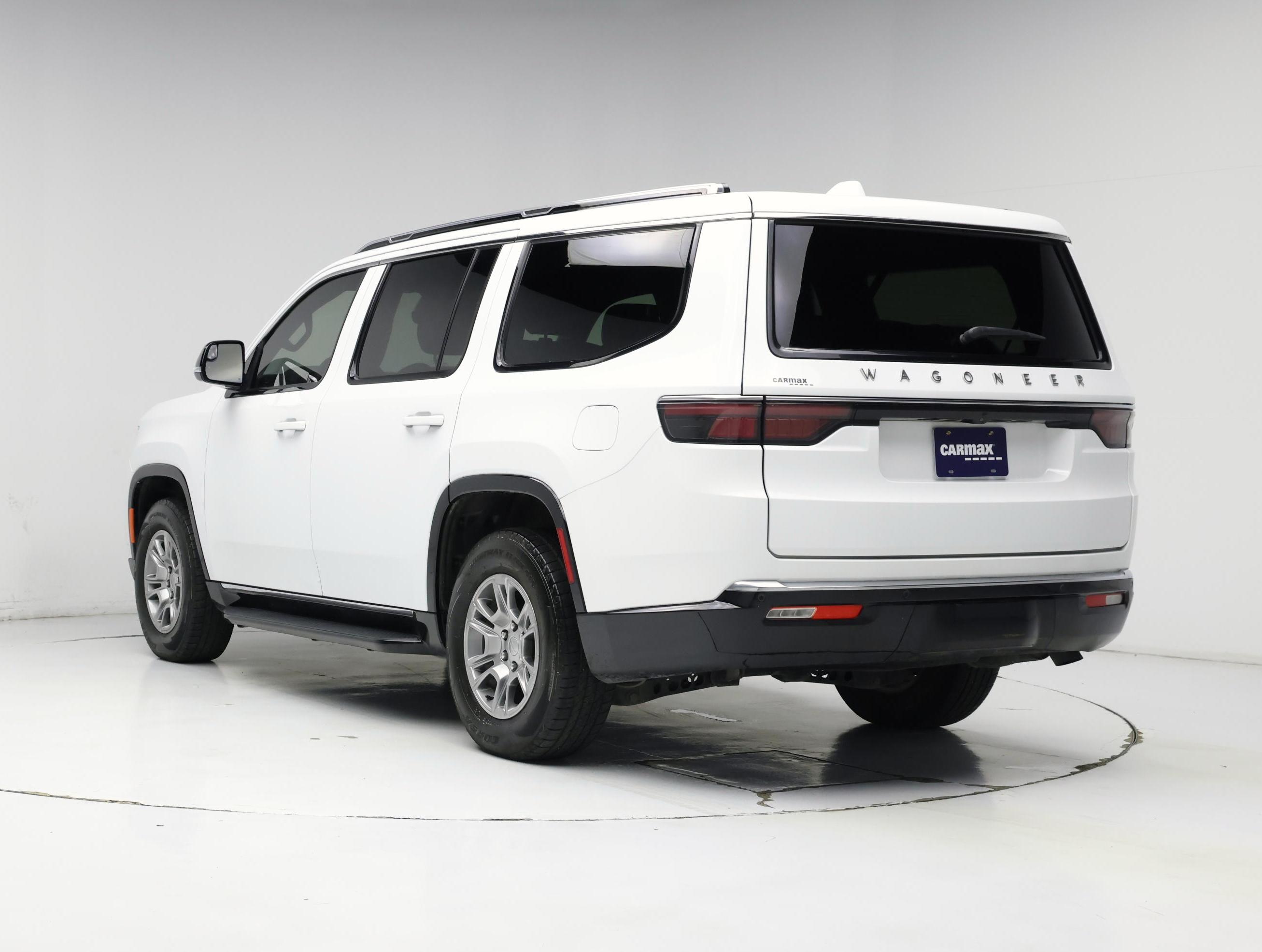 Thumbnail: 2023 Jeep Wagoneer - 2