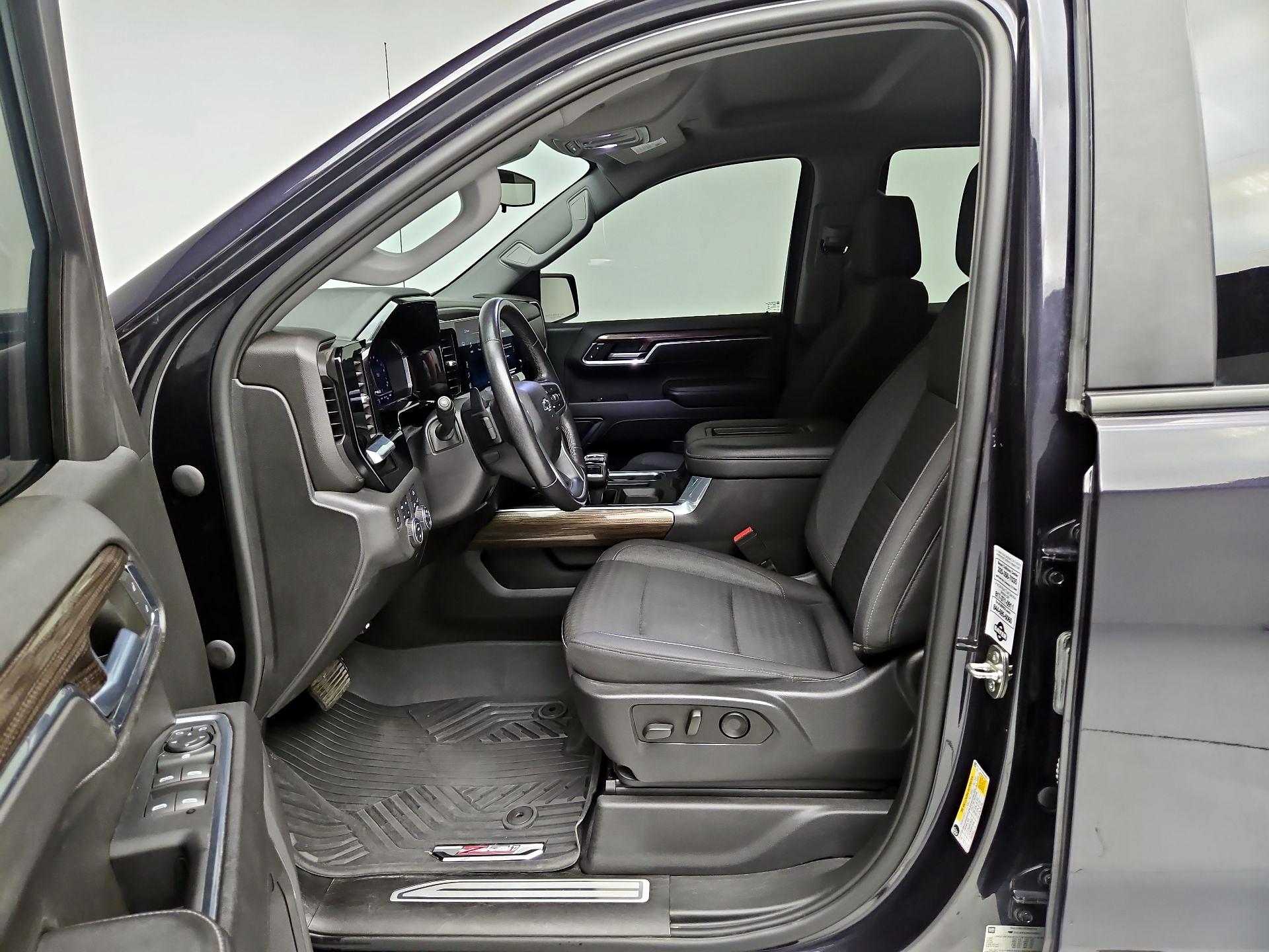 Thumbnail: 2022 Chevrolet Silverado 1500 - 11